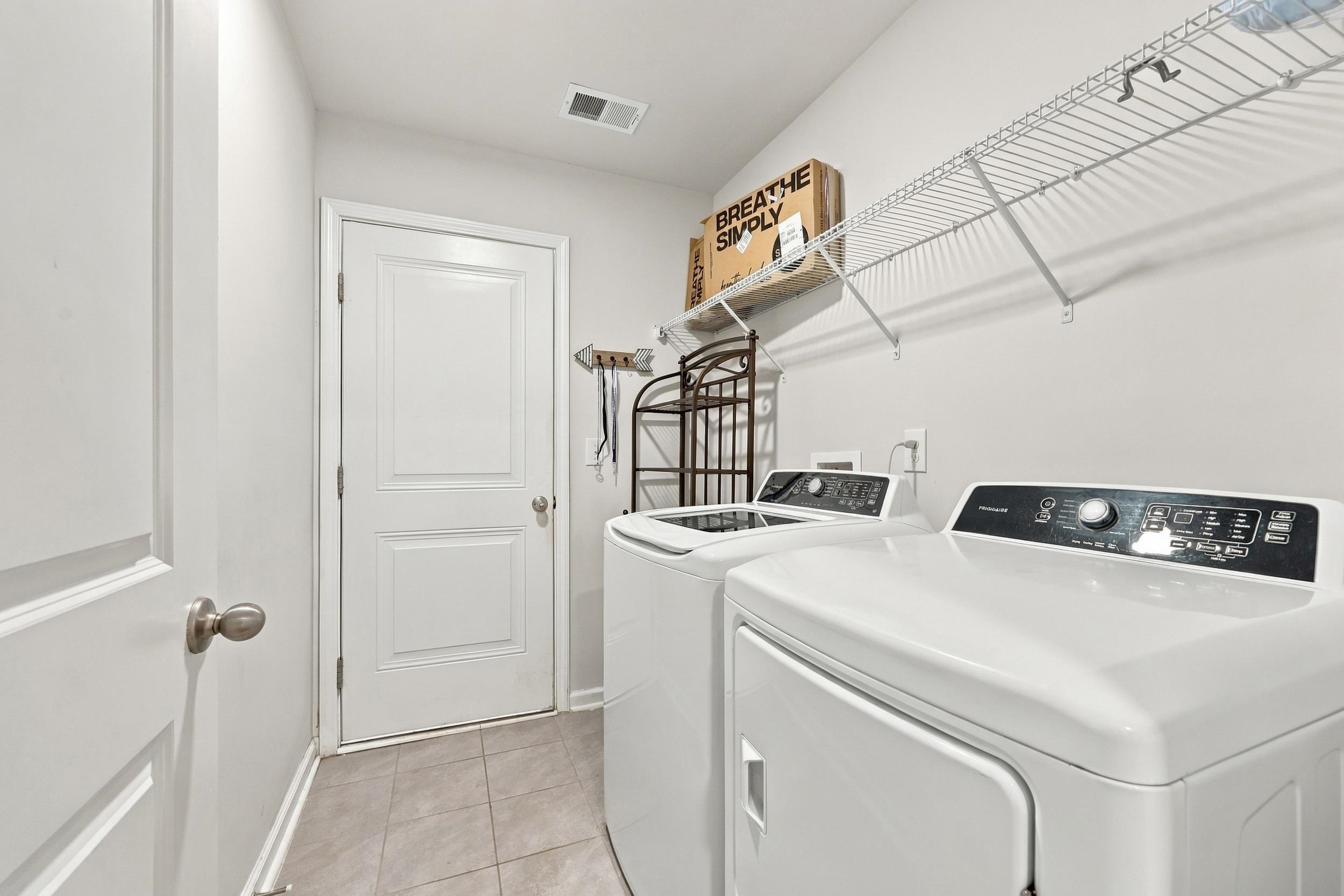 323 Logan St. Property Photo 19