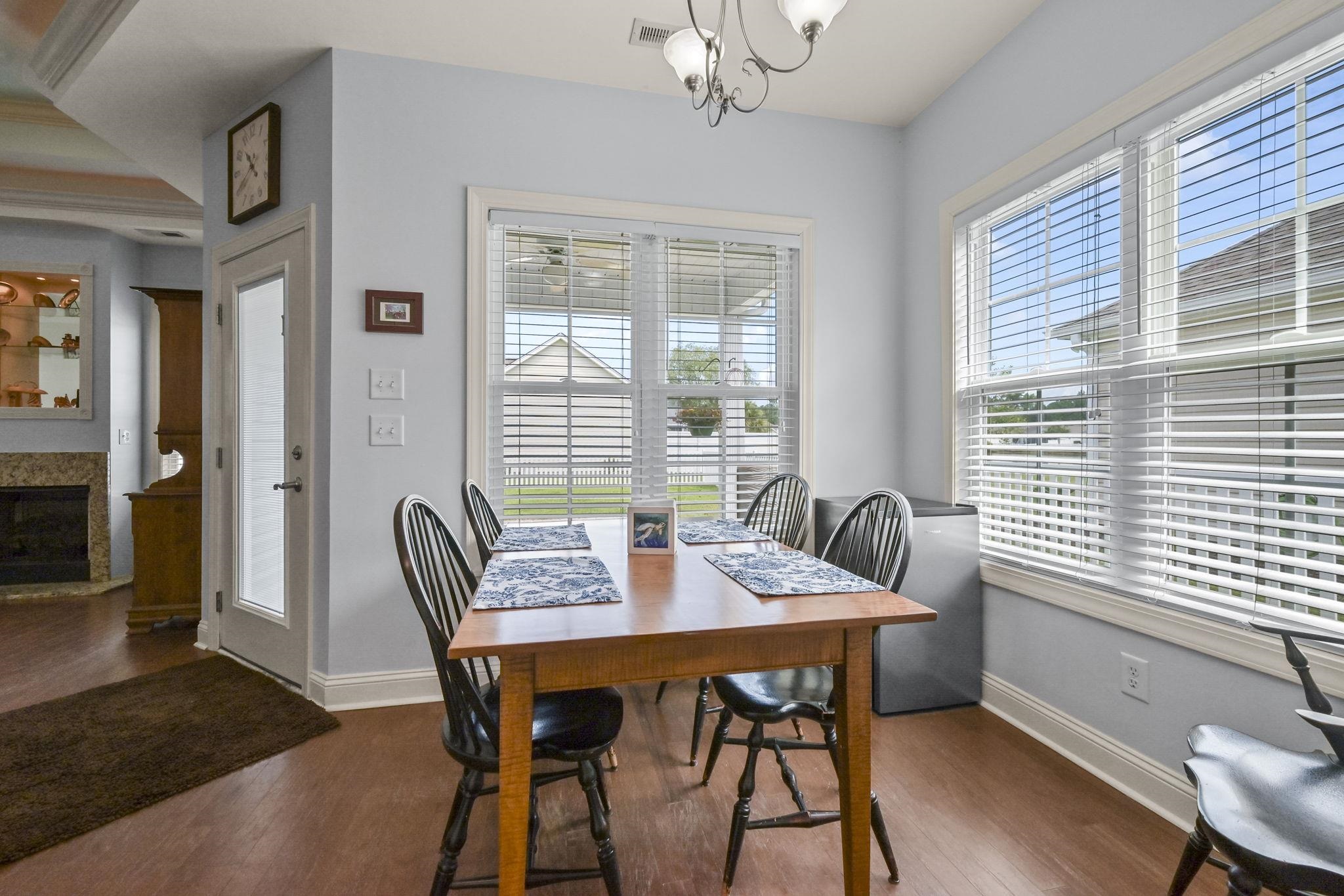 188 Dowenbury Dr. Property Photo 14
