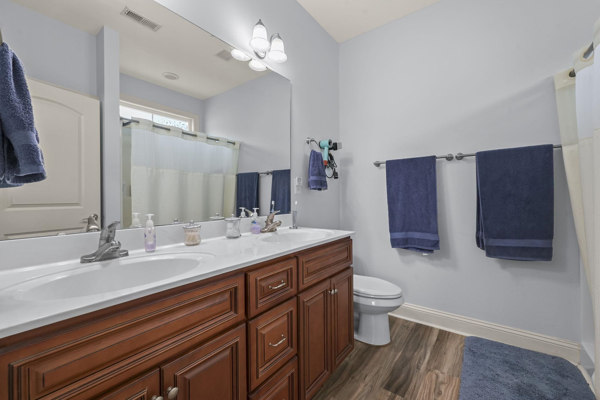 188 Dowenbury Dr. Property Photo 26
