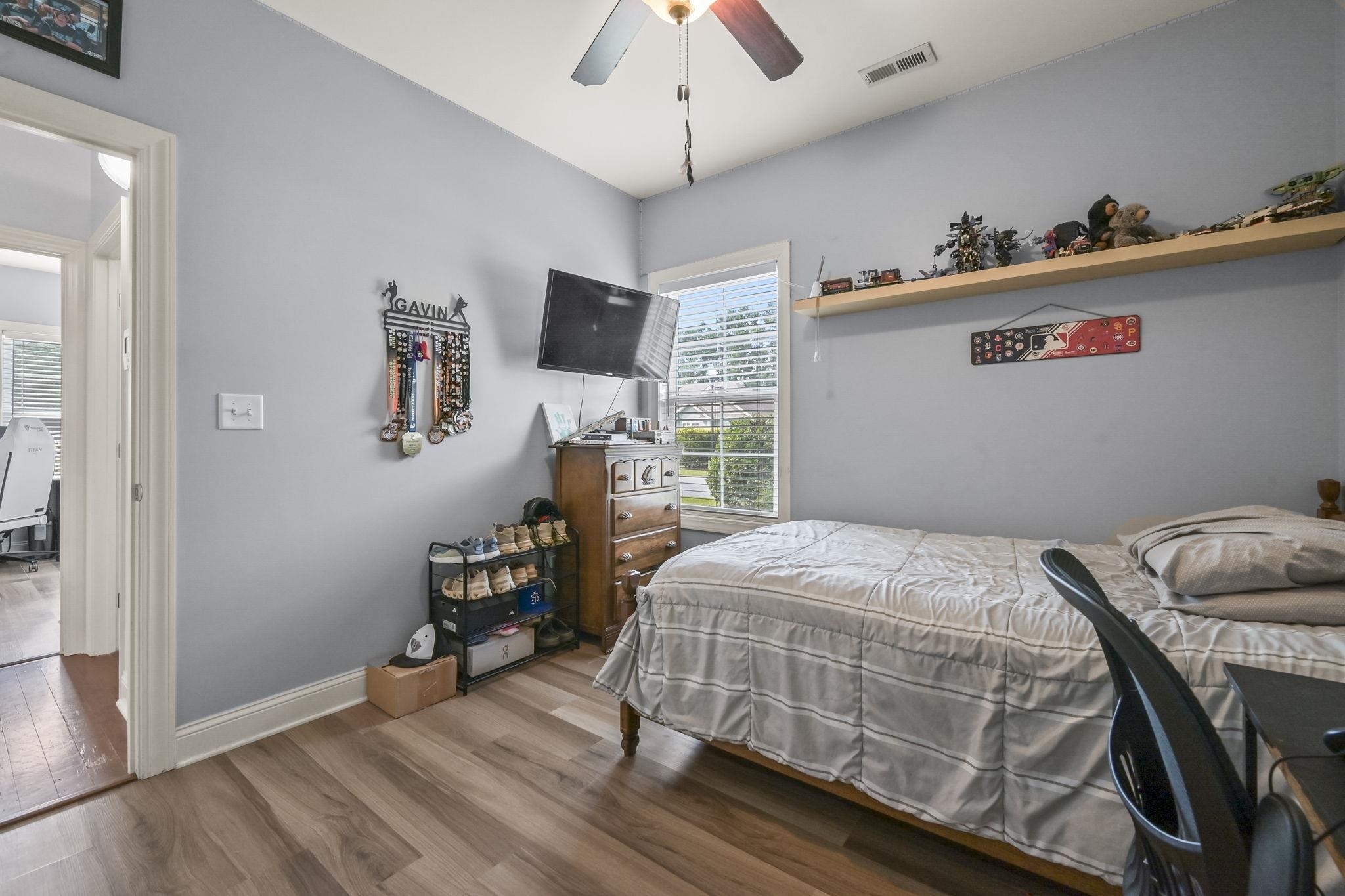 188 Dowenbury Dr. Property Photo 31