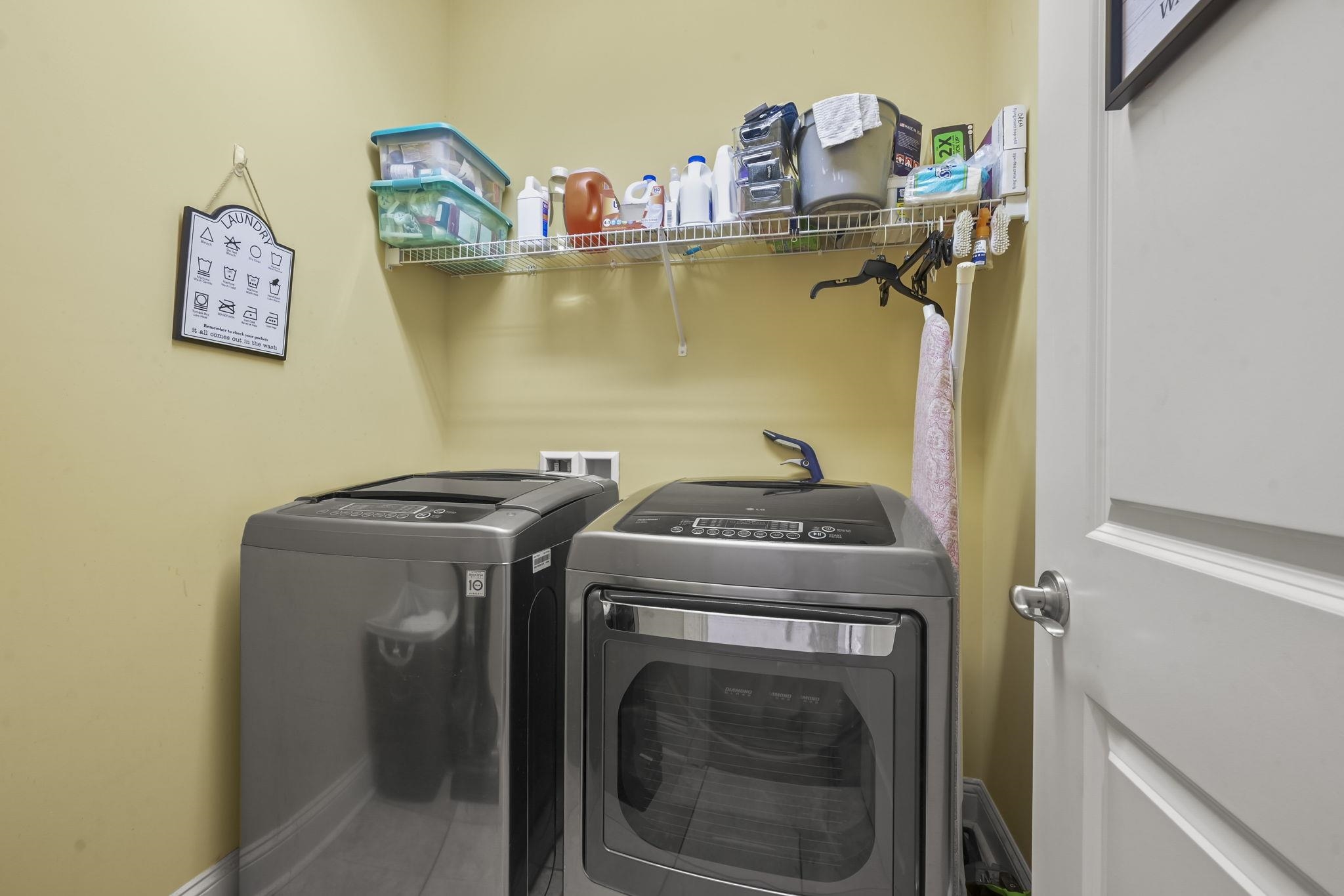 188 Dowenbury Dr. Property Photo 32