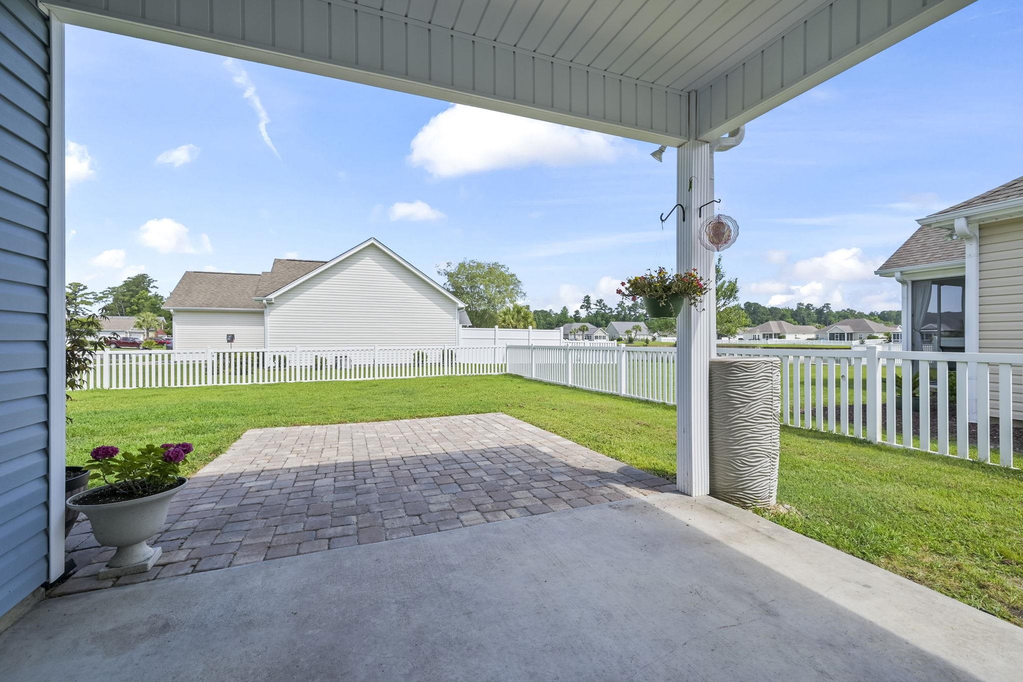 188 Dowenbury Dr. Property Photo 38