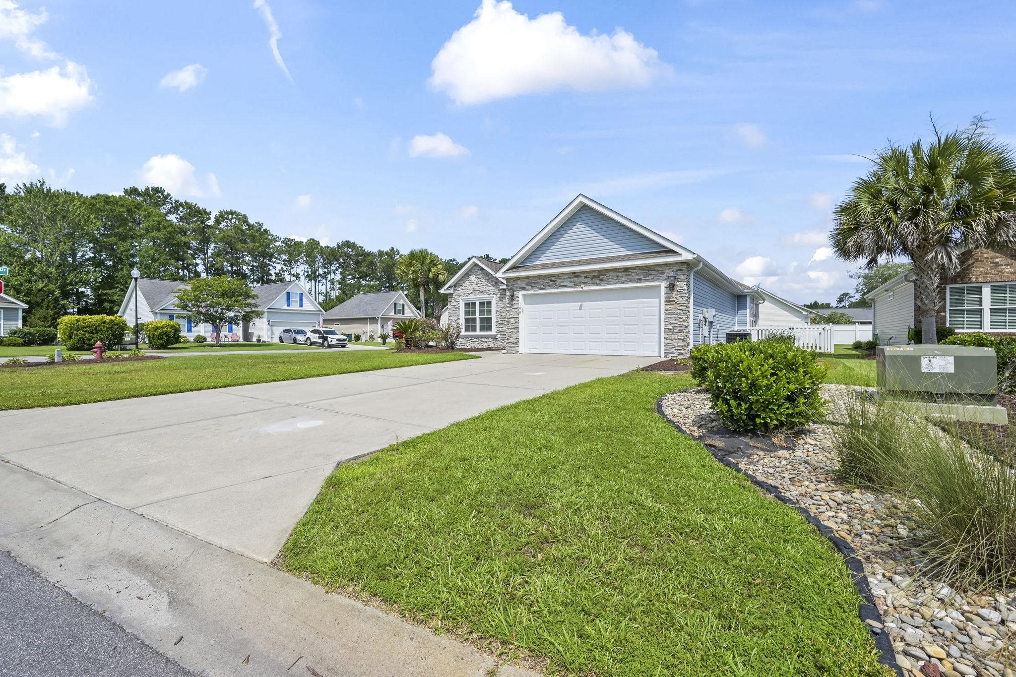 188 Dowenbury Dr. Property Photo 41