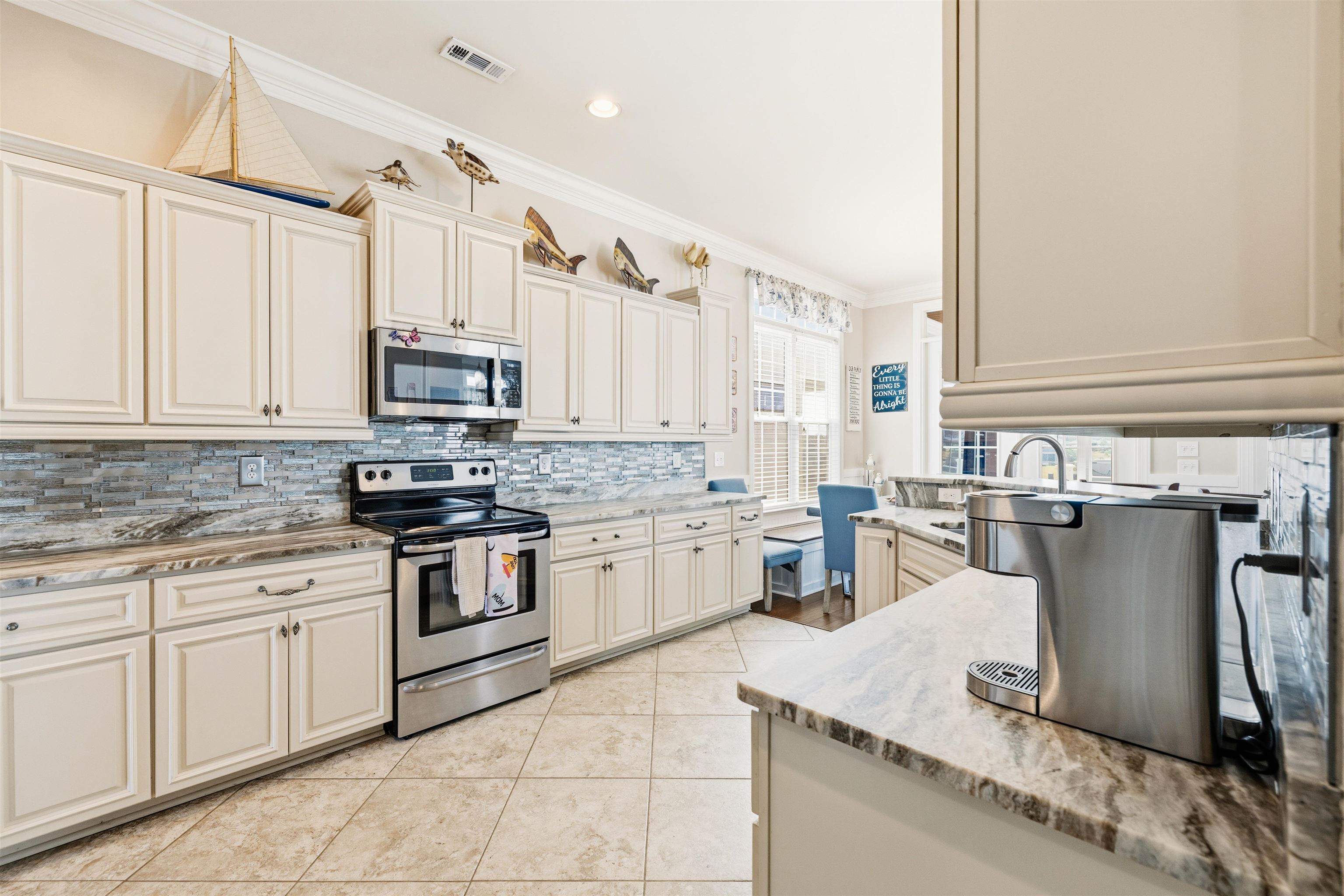 449 Saint Julian Ln. Property Photo 10