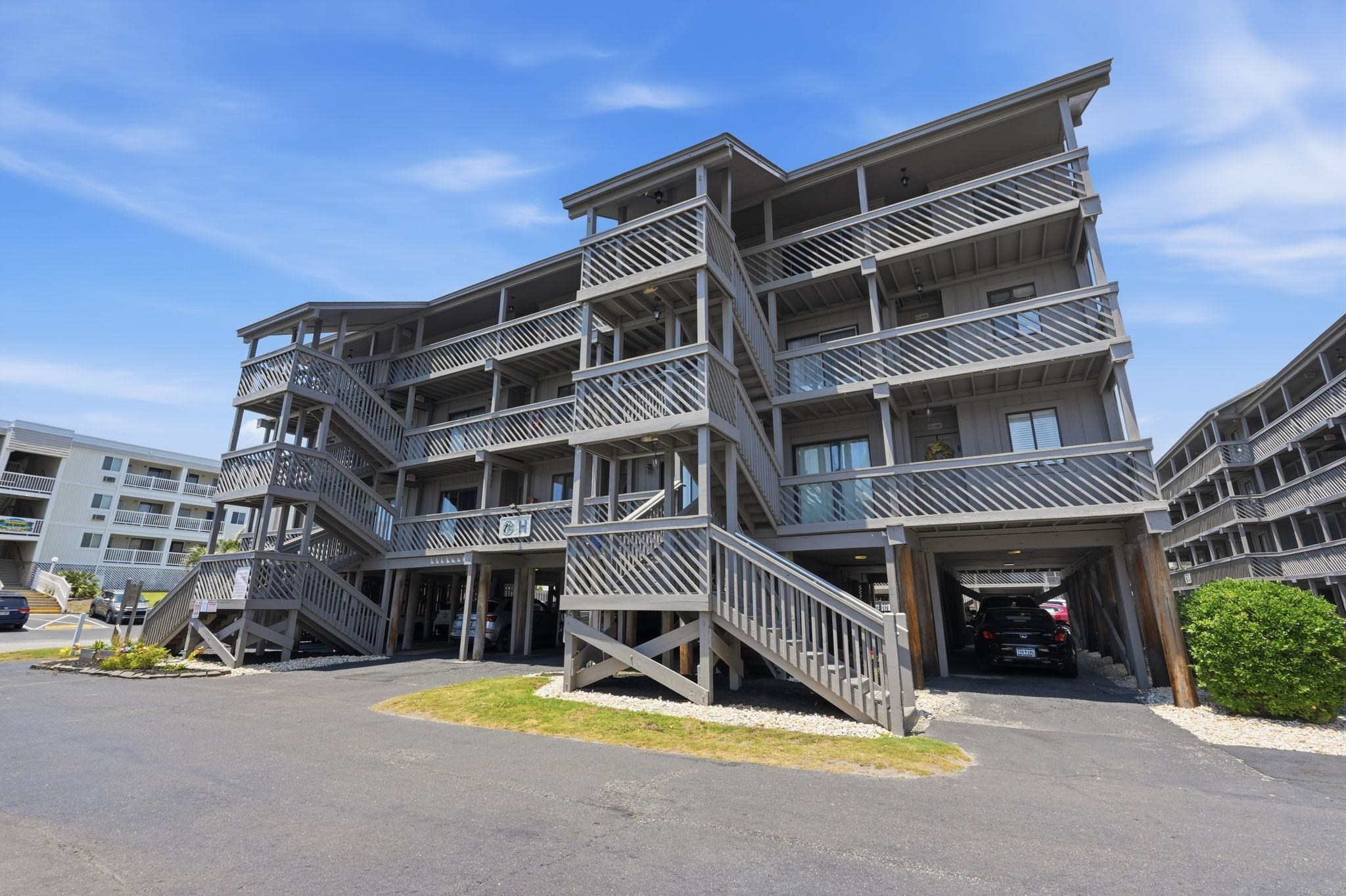 9621 Shore Dr. Property Photo 1