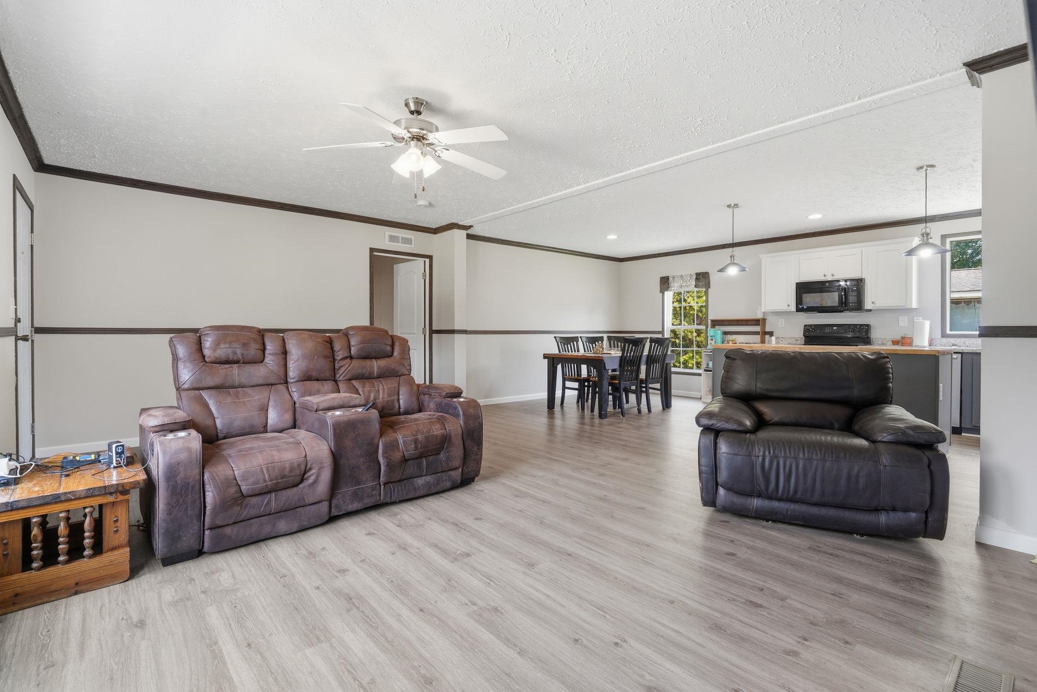 7543 Lacy Dr. Property Photo 7