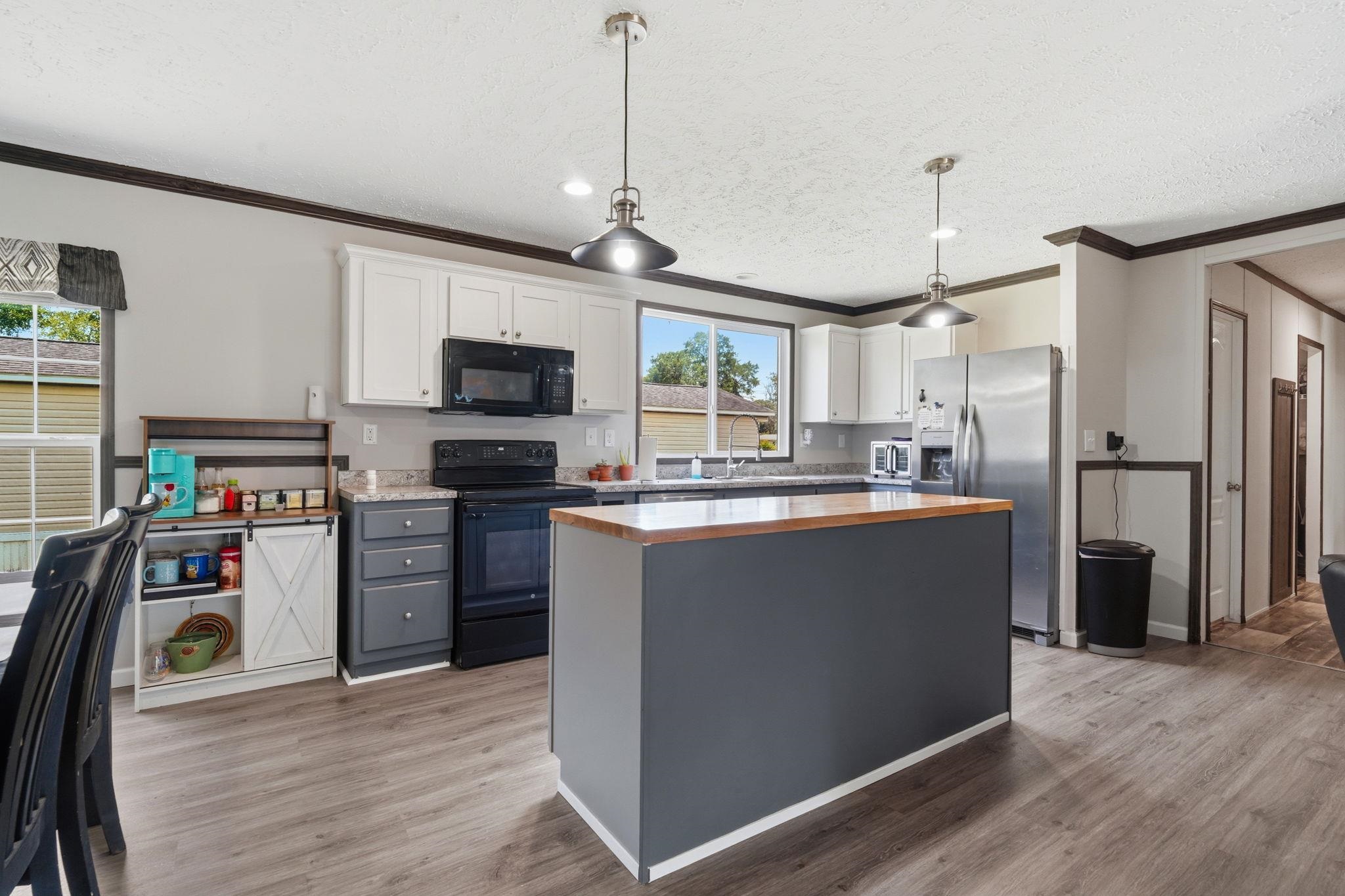 7543 Lacy Dr. Property Photo 10