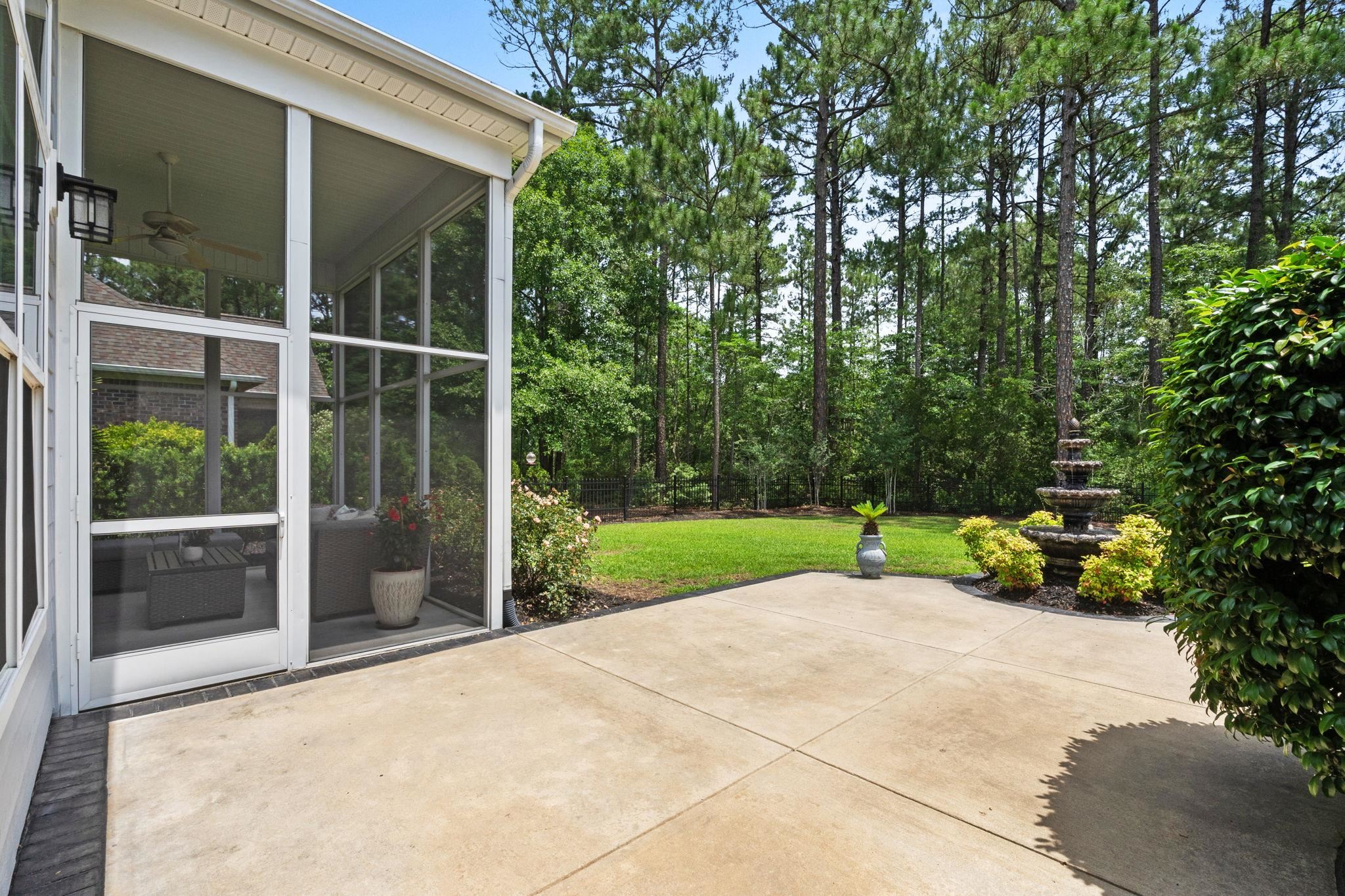 5012 Lindrick Ct. Property Photo 32
