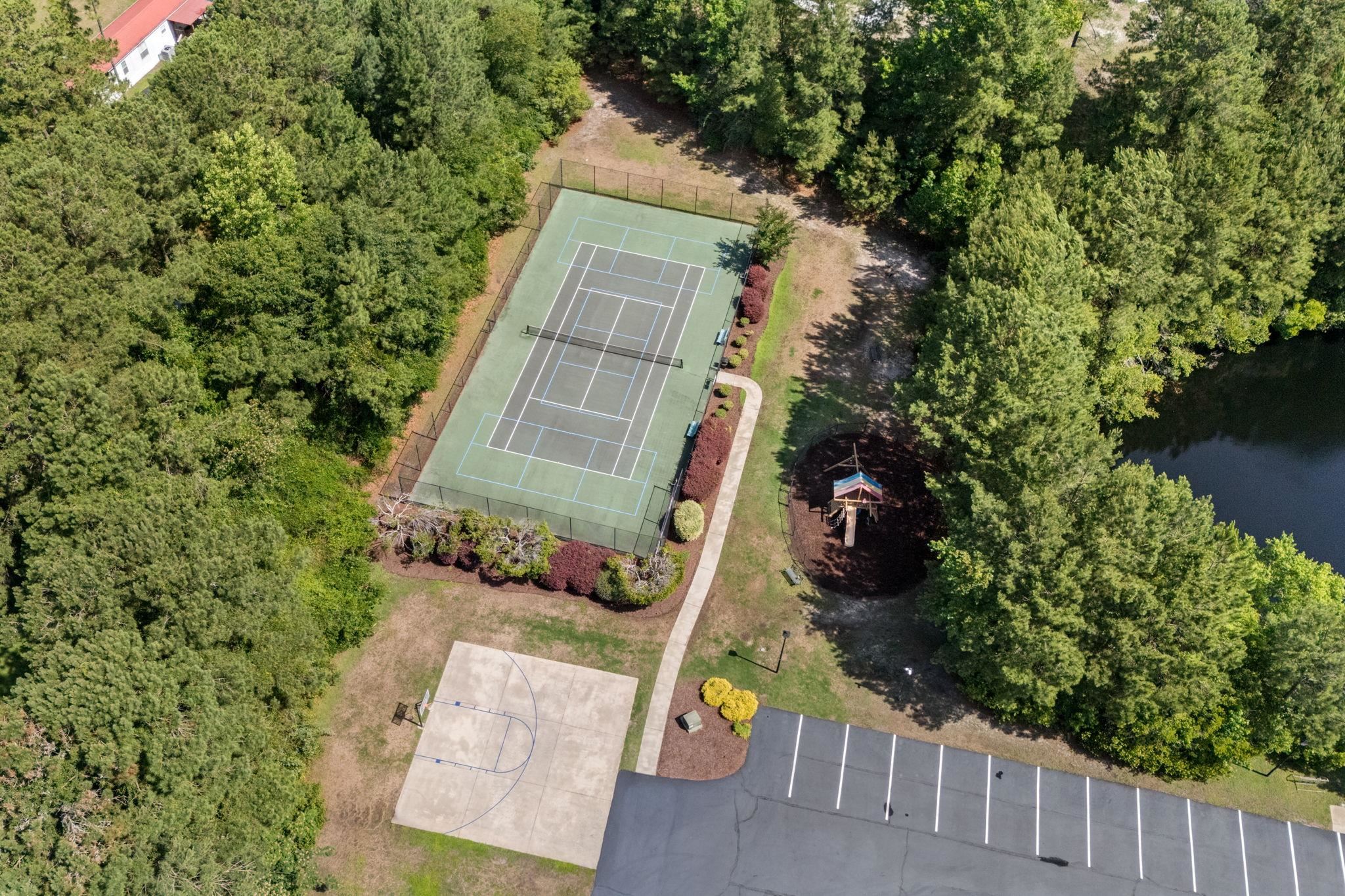 5012 Lindrick Ct. Property Photo 71