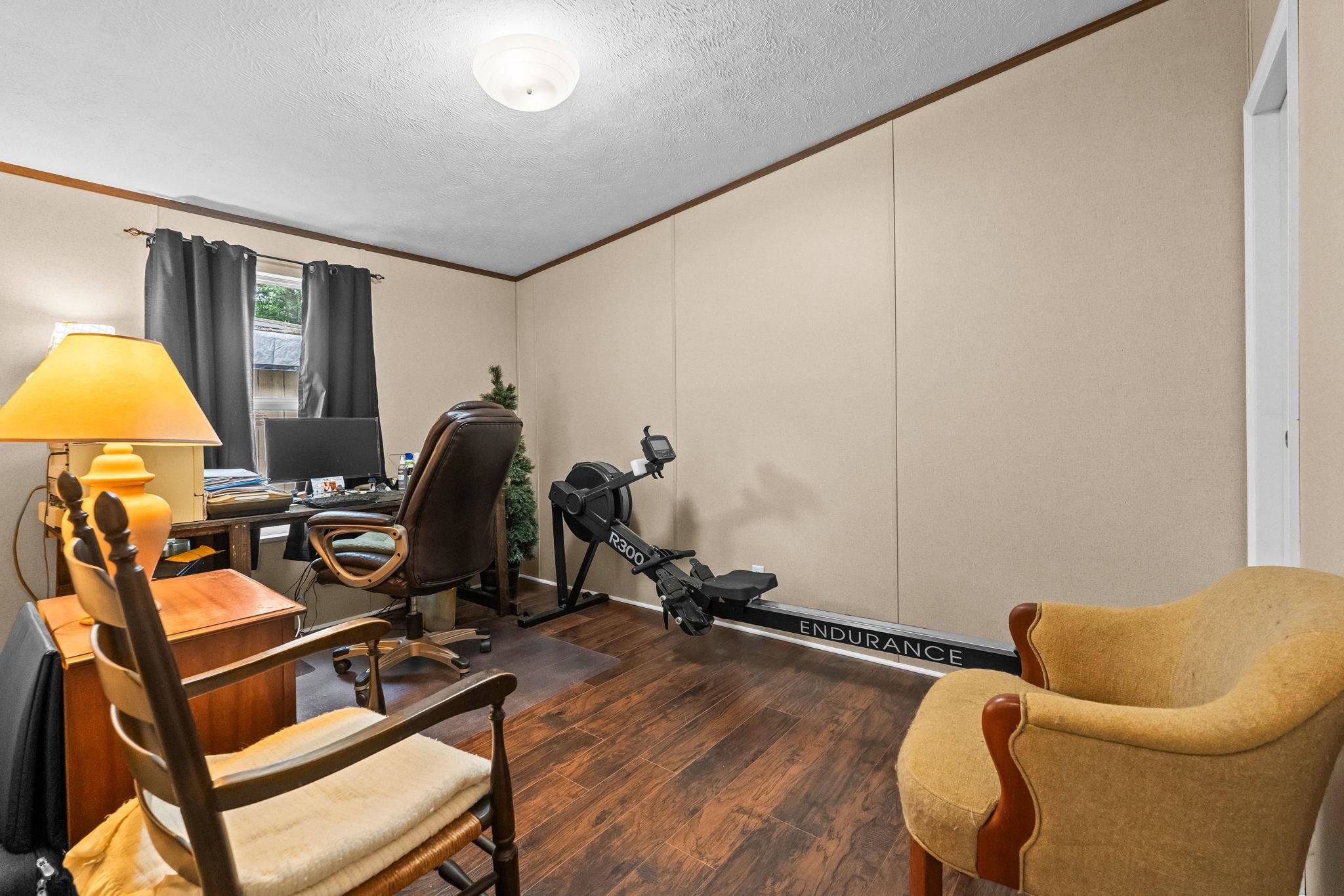 1617 Crystal Lake Dr. Property Photo 32