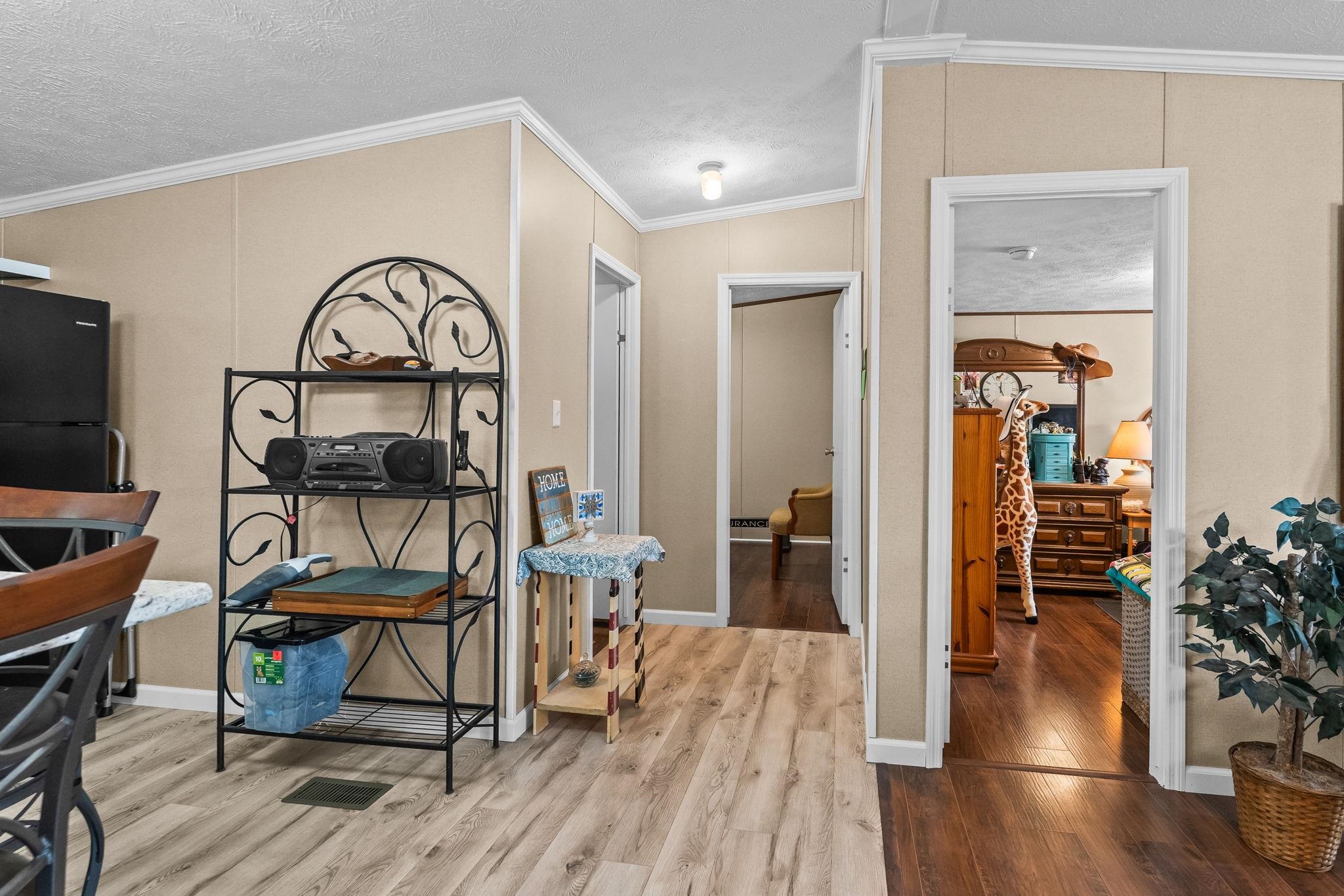1617 Crystal Lake Dr. Property Photo 34