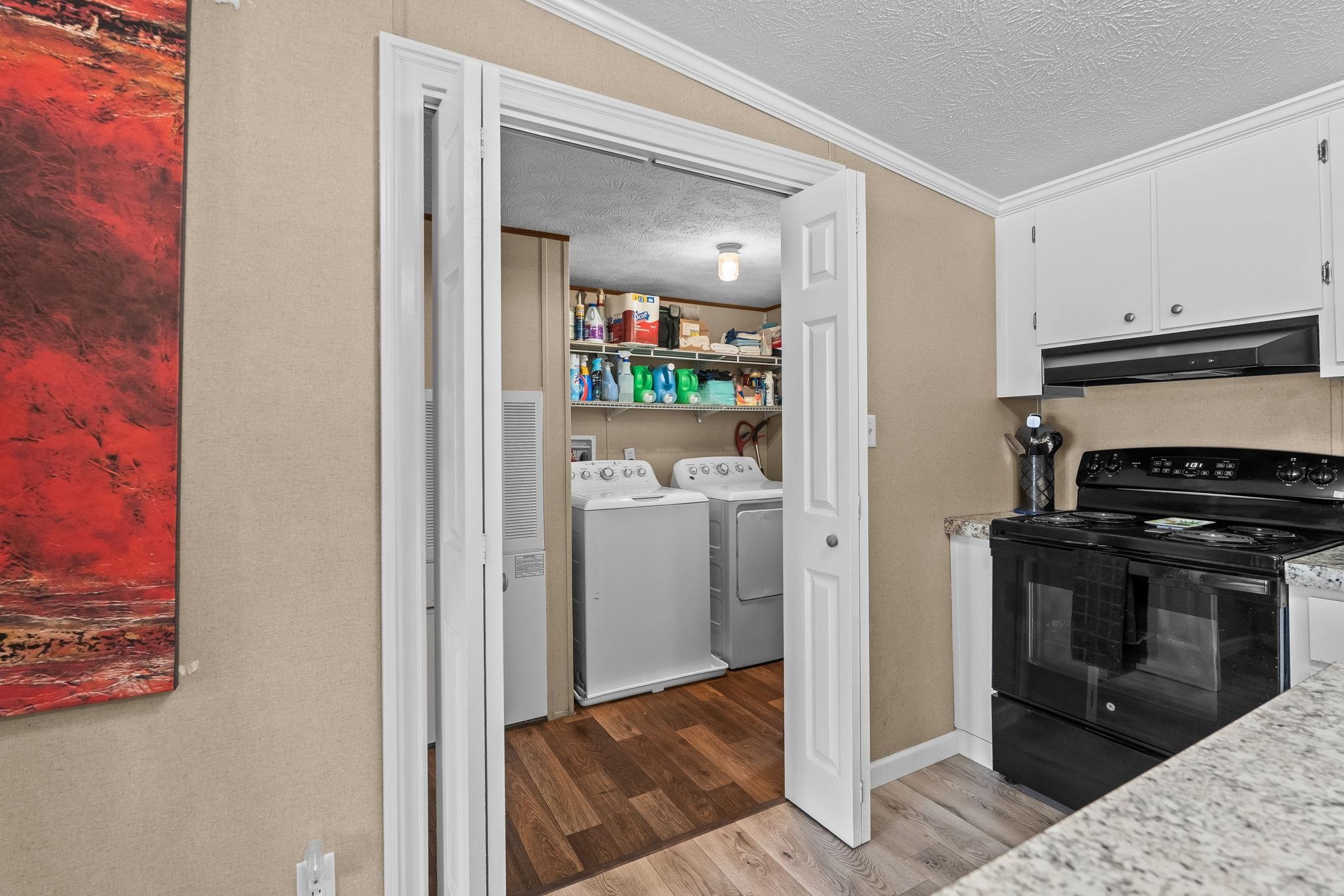 1617 Crystal Lake Dr. Property Photo 35