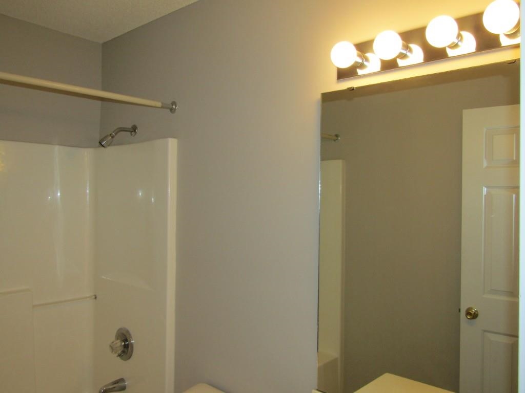 2208 Seaford Dr. Property Photo 25