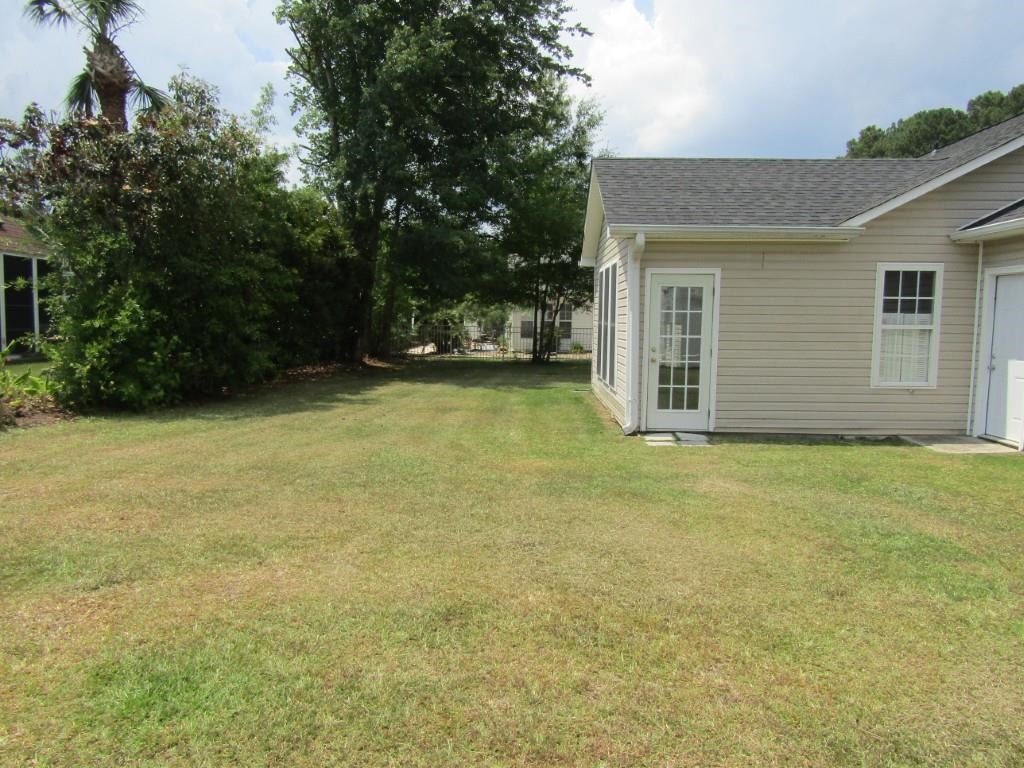 2208 Seaford Dr. Property Photo 43