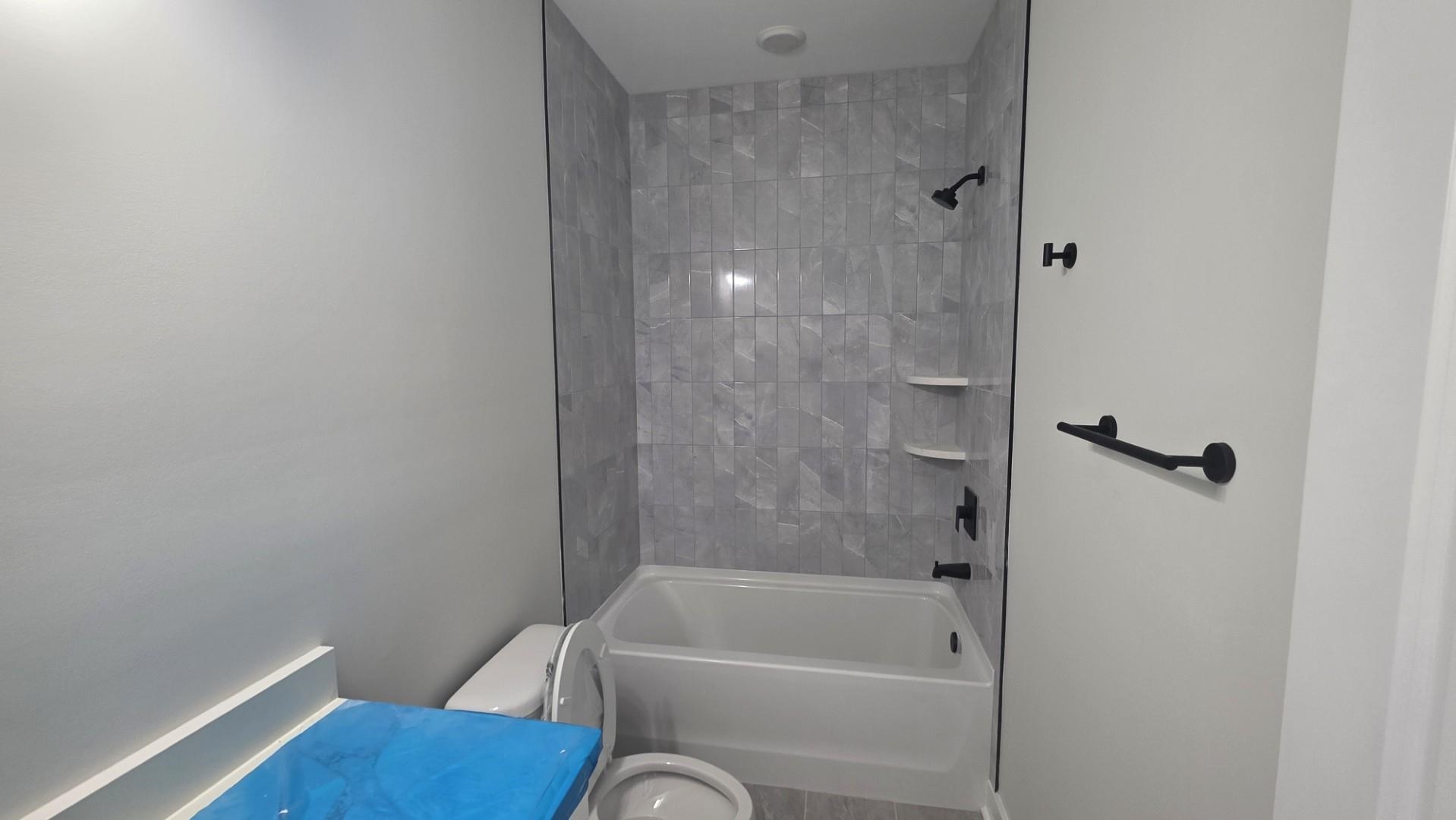 346 Harbour View Dr. Property Photo 15