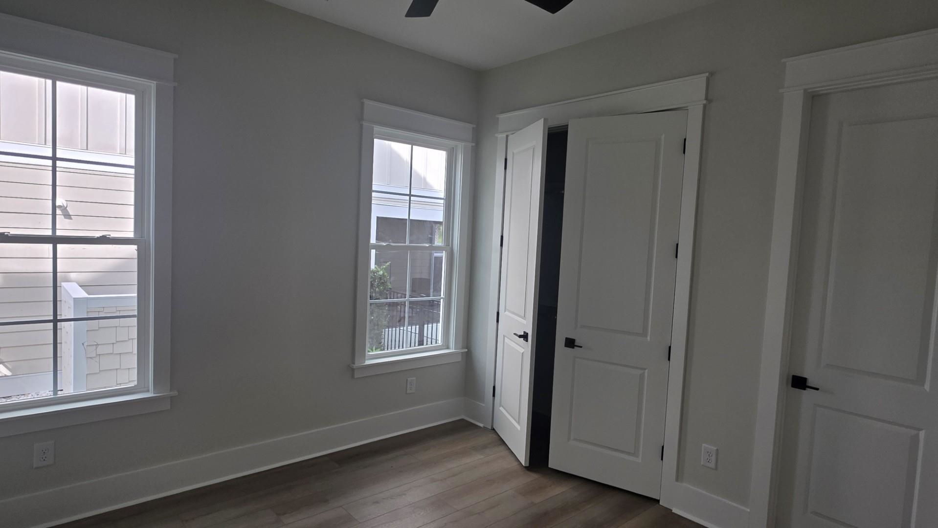 346 Harbour View Dr. Property Photo 18