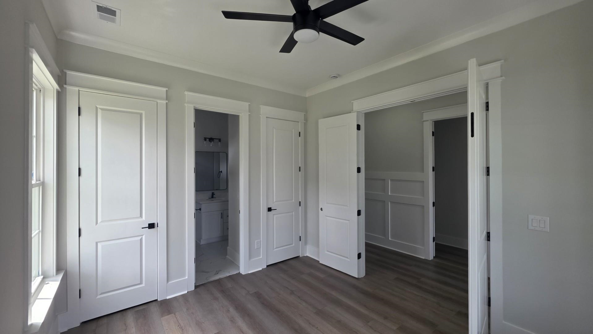 828 Crystal Water Way Property Photo 15