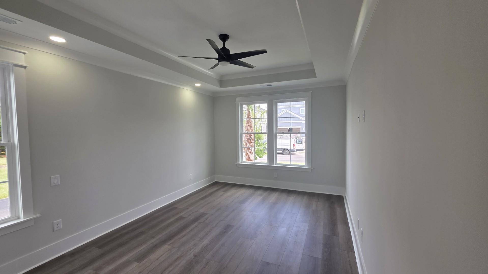 828 Crystal Water Way Property Photo 16