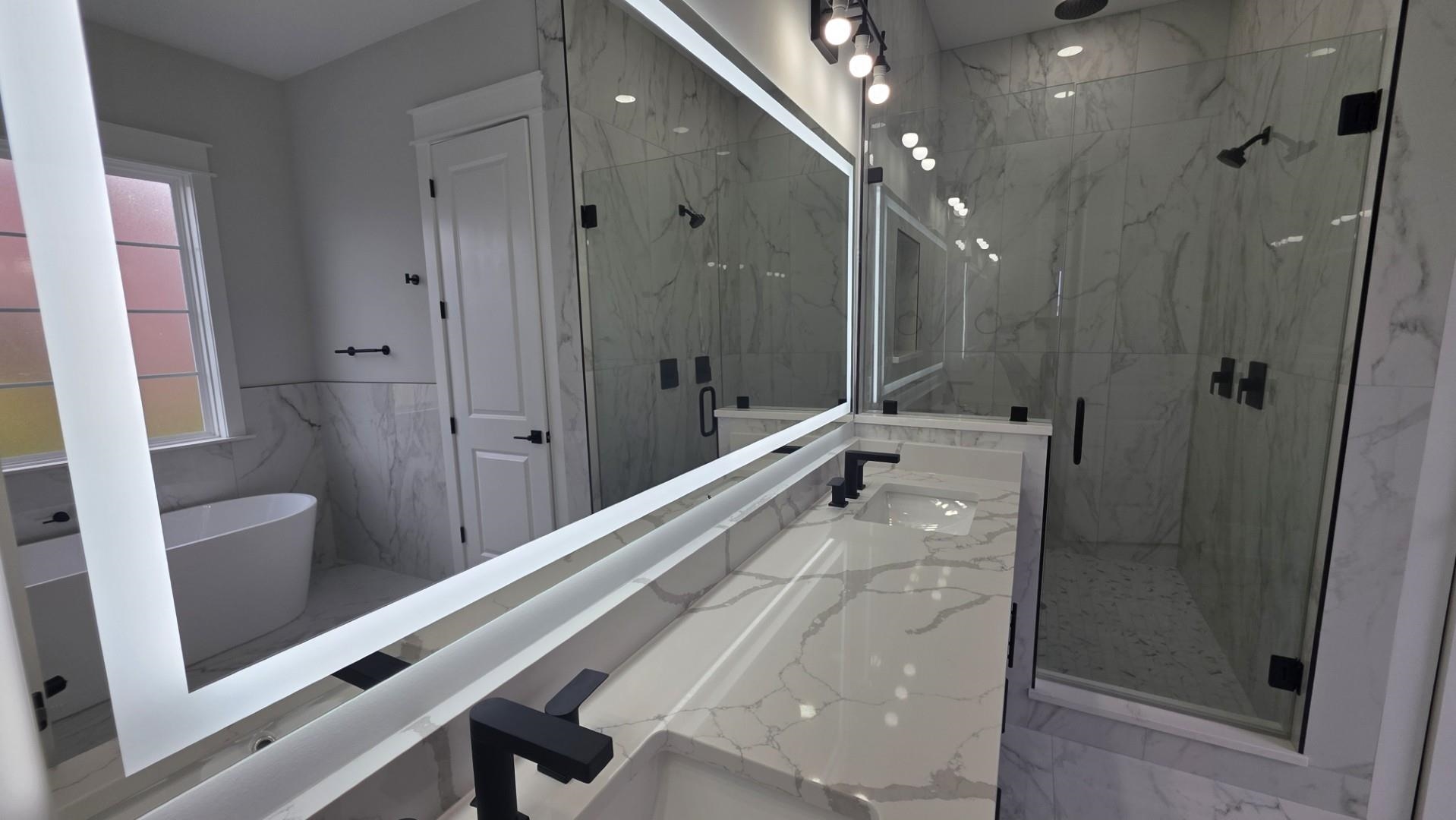 828 Crystal Water Way Property Photo 18