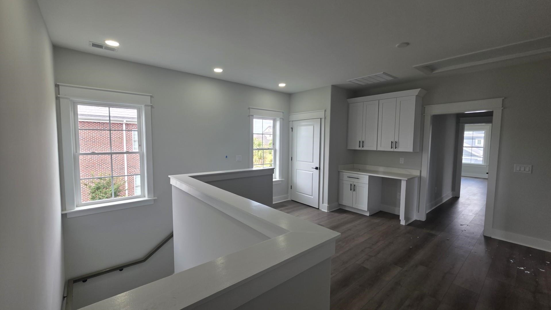 828 Crystal Water Way Property Photo 21