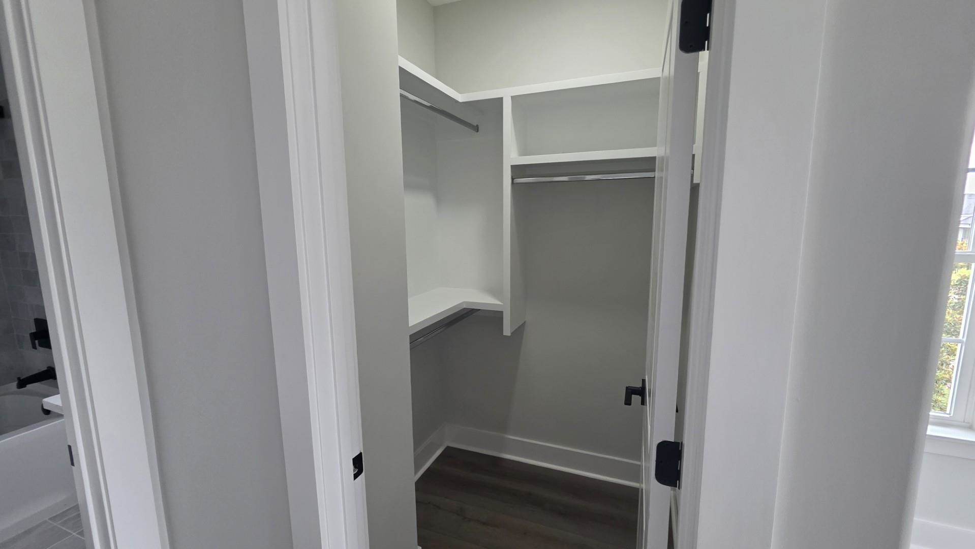828 Crystal Water Way Property Photo 30