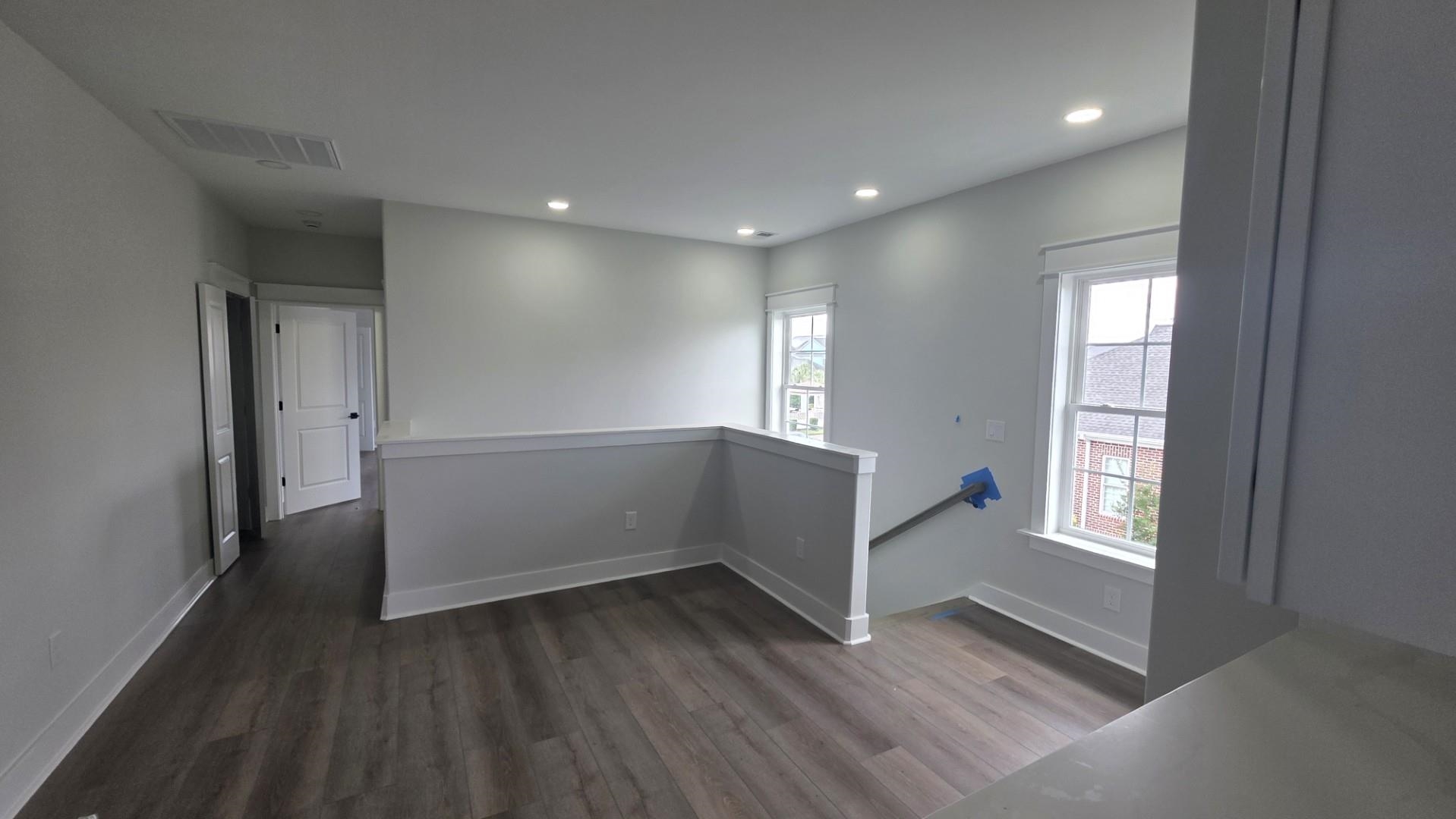 828 Crystal Water Way Property Photo 32