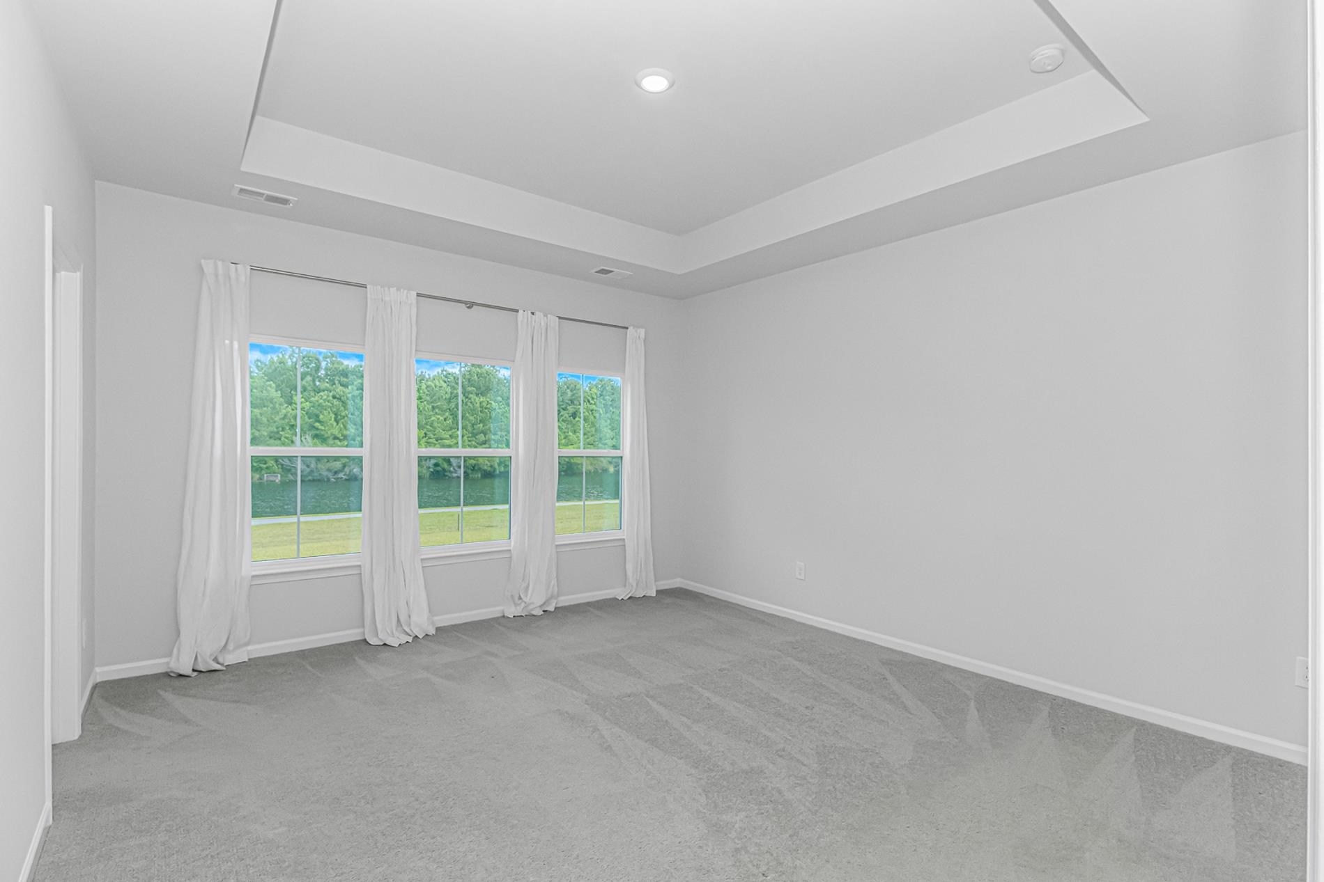 5709 Whitebark Dr. Property Photo 15