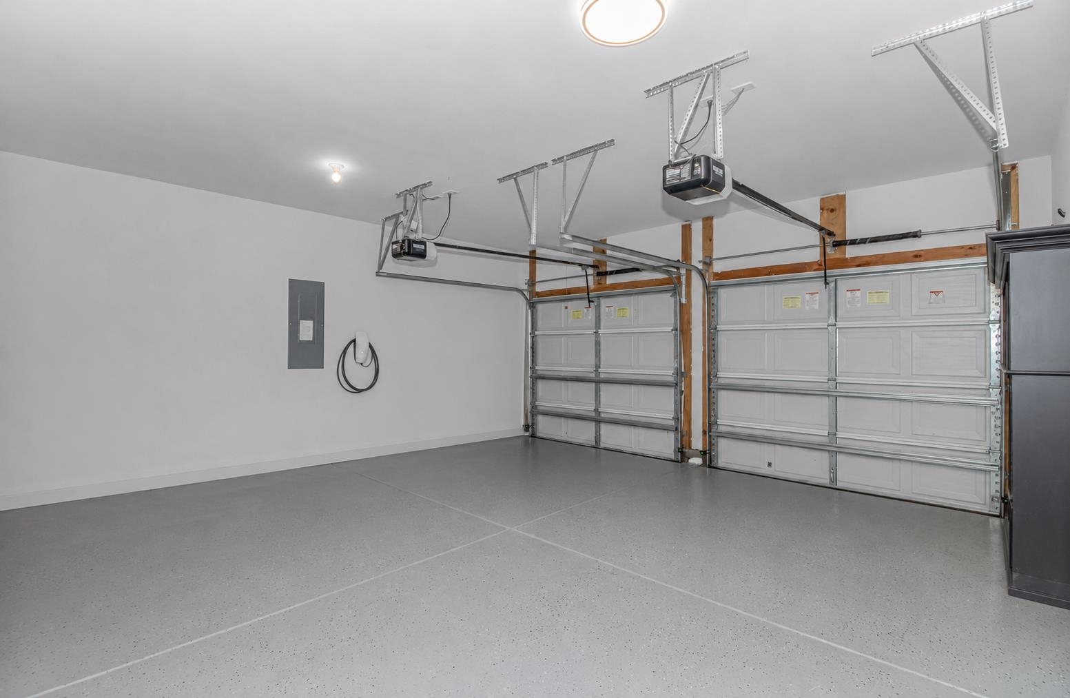 5709 Whitebark Dr. Property Photo 32