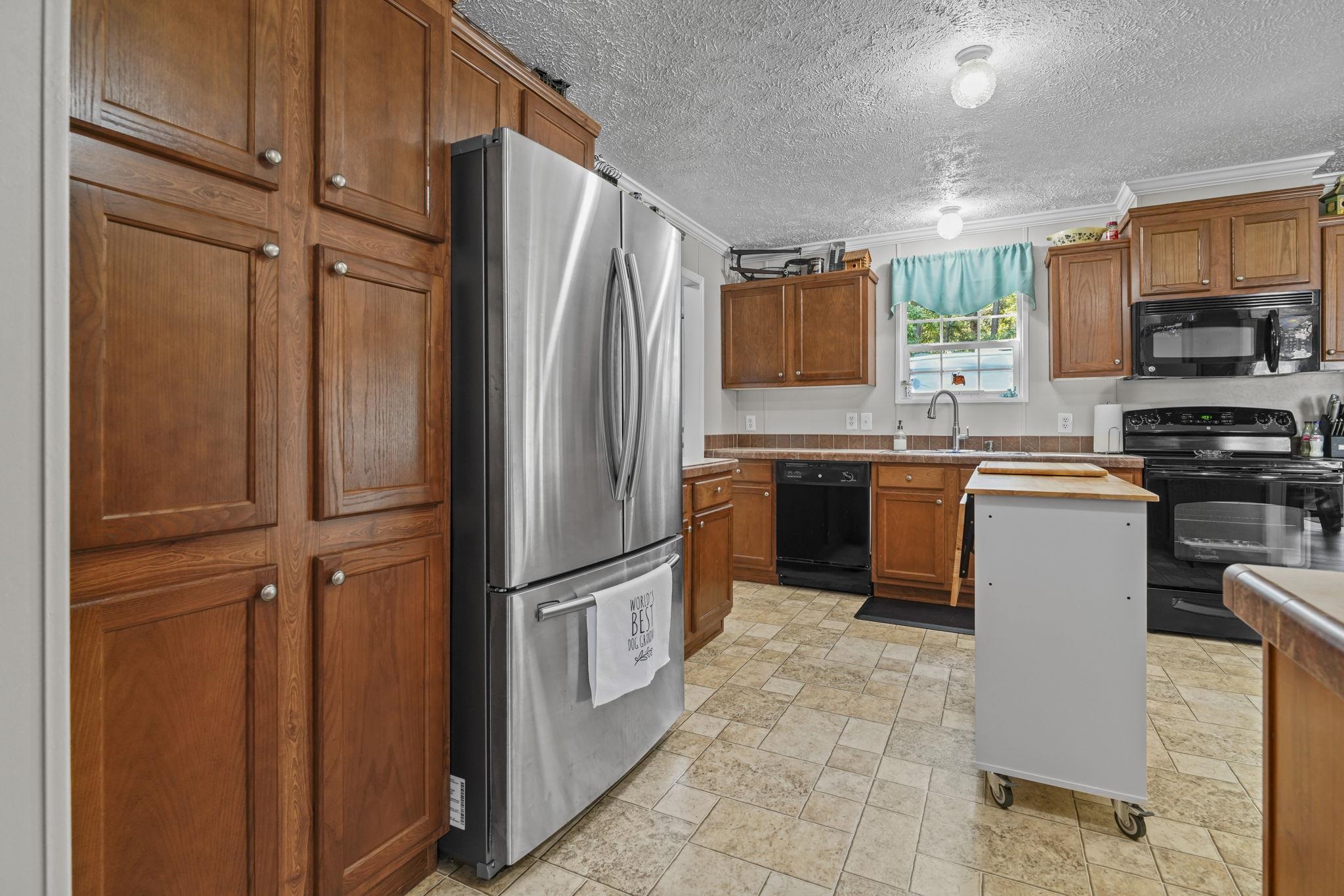 160 Nollie Rd. Property Photo 19