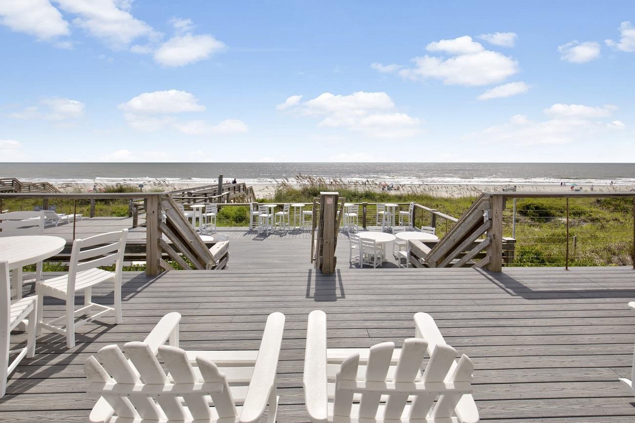 741 Retreat Beach Circle Property Photo 4