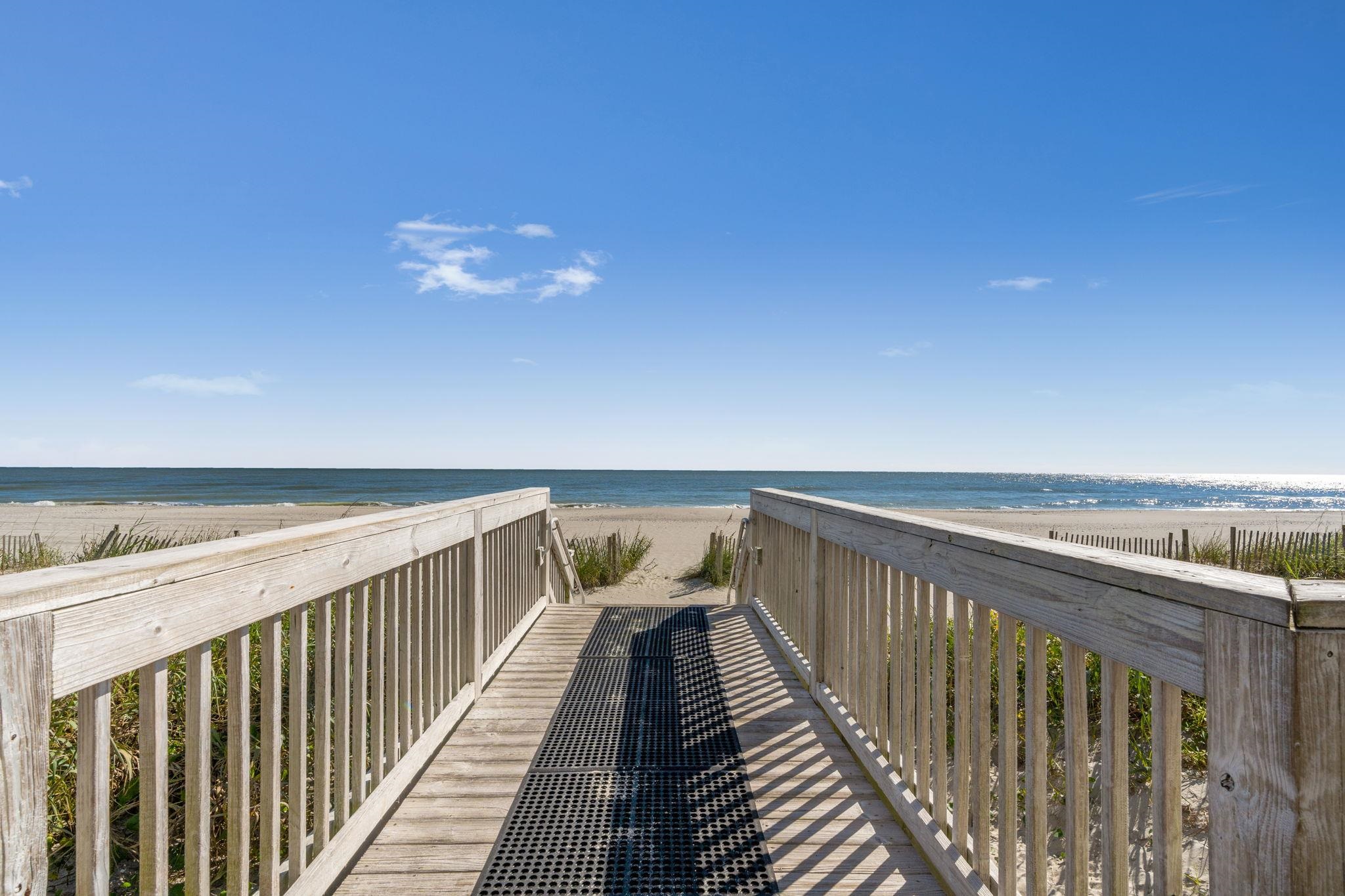 2201 S Ocean Blvd. Property Photo 30