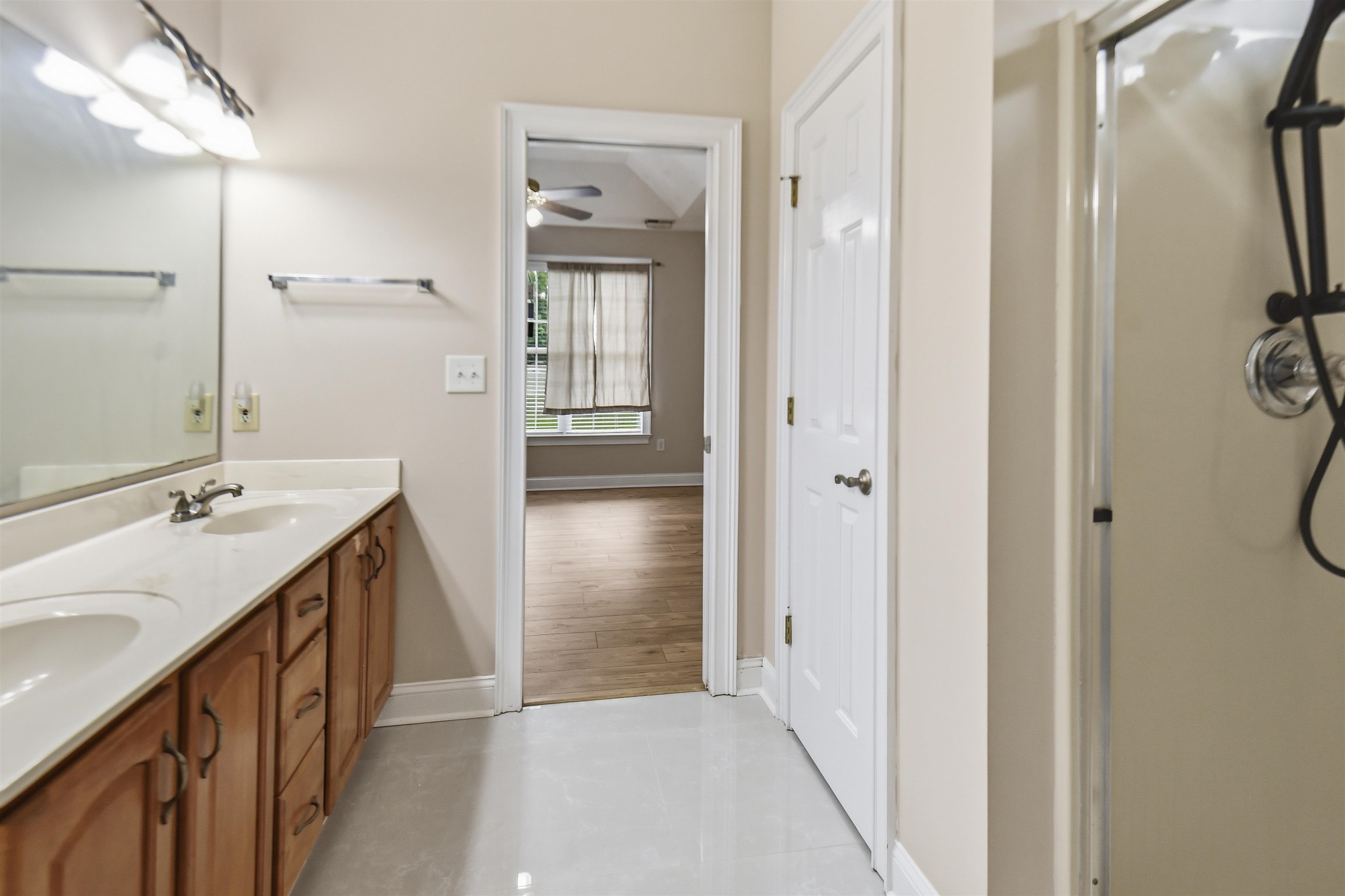 3600 Kingsley Dr. Property Photo 19