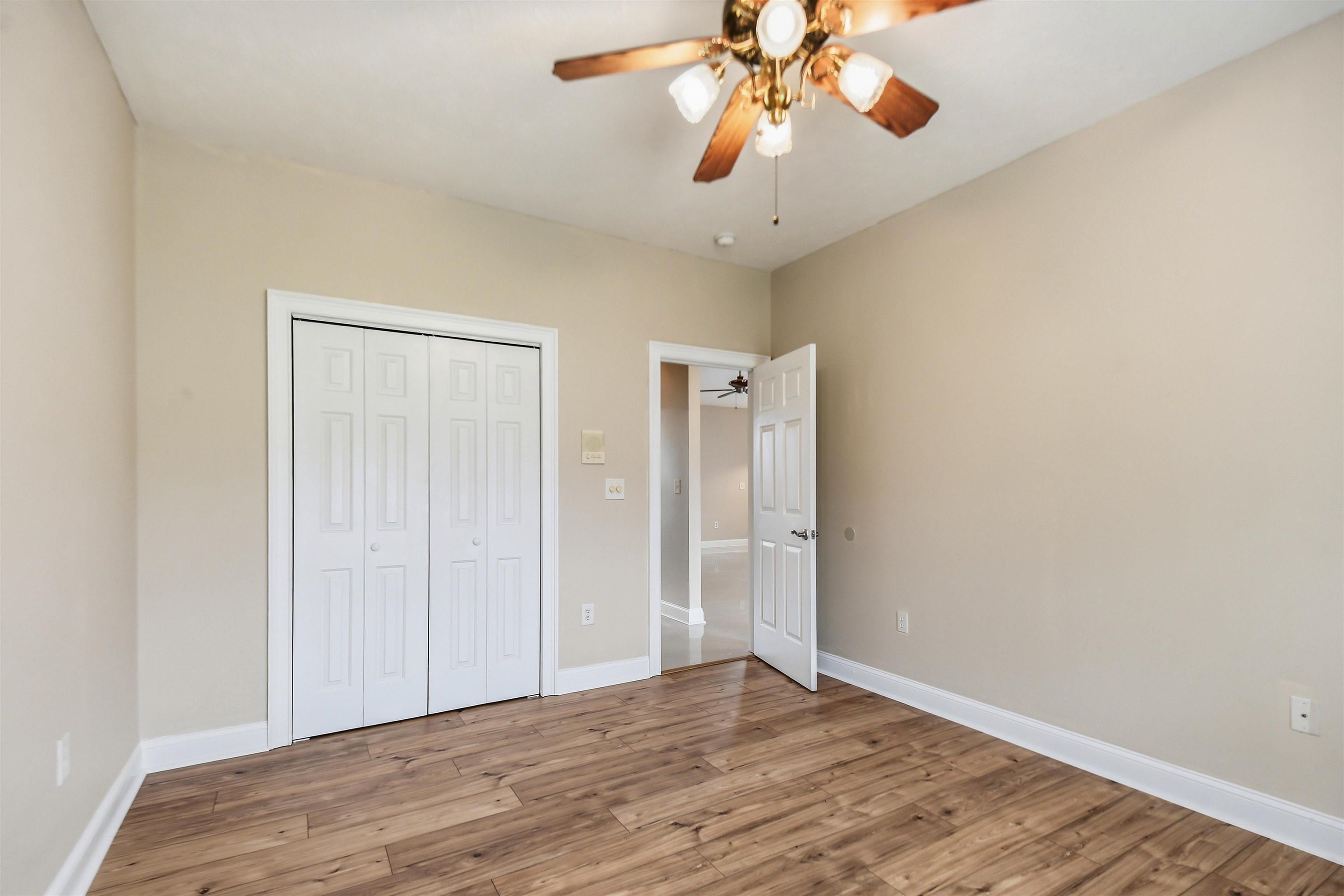 3600 Kingsley Dr. Property Photo 22