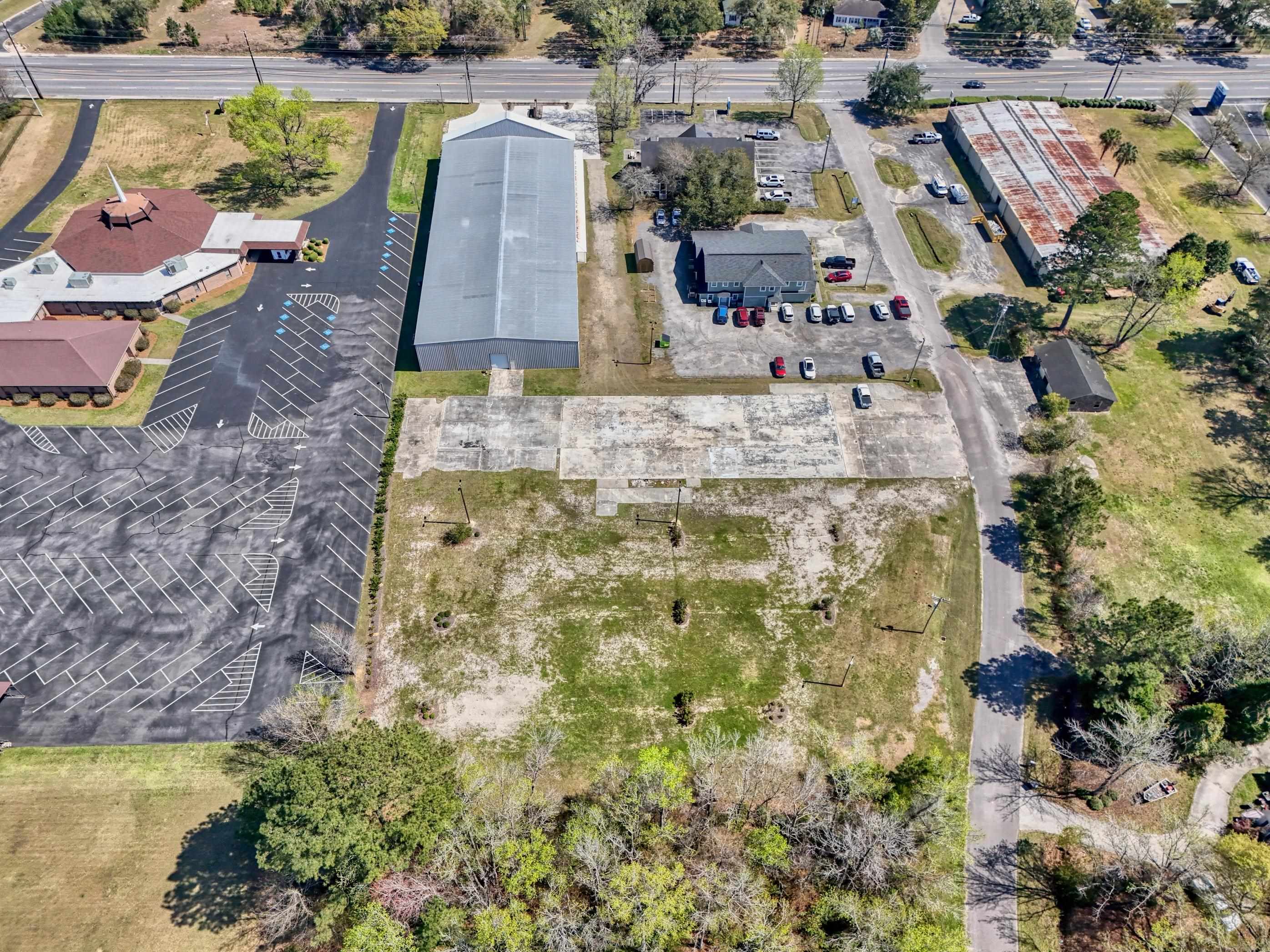 69 Jessamine Ave. Property Photo 55