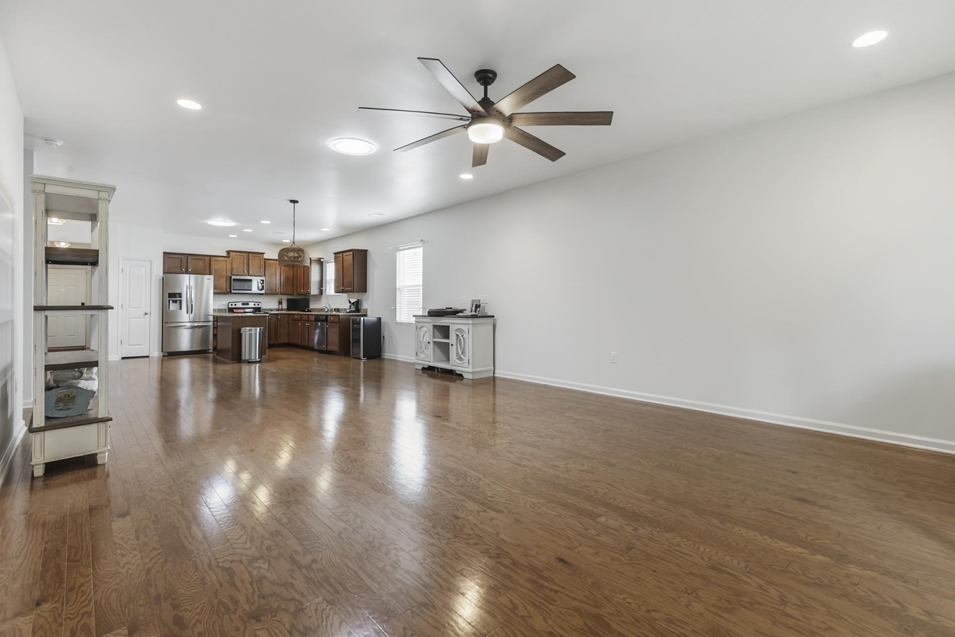 2813 Eton St. Property Photo 17