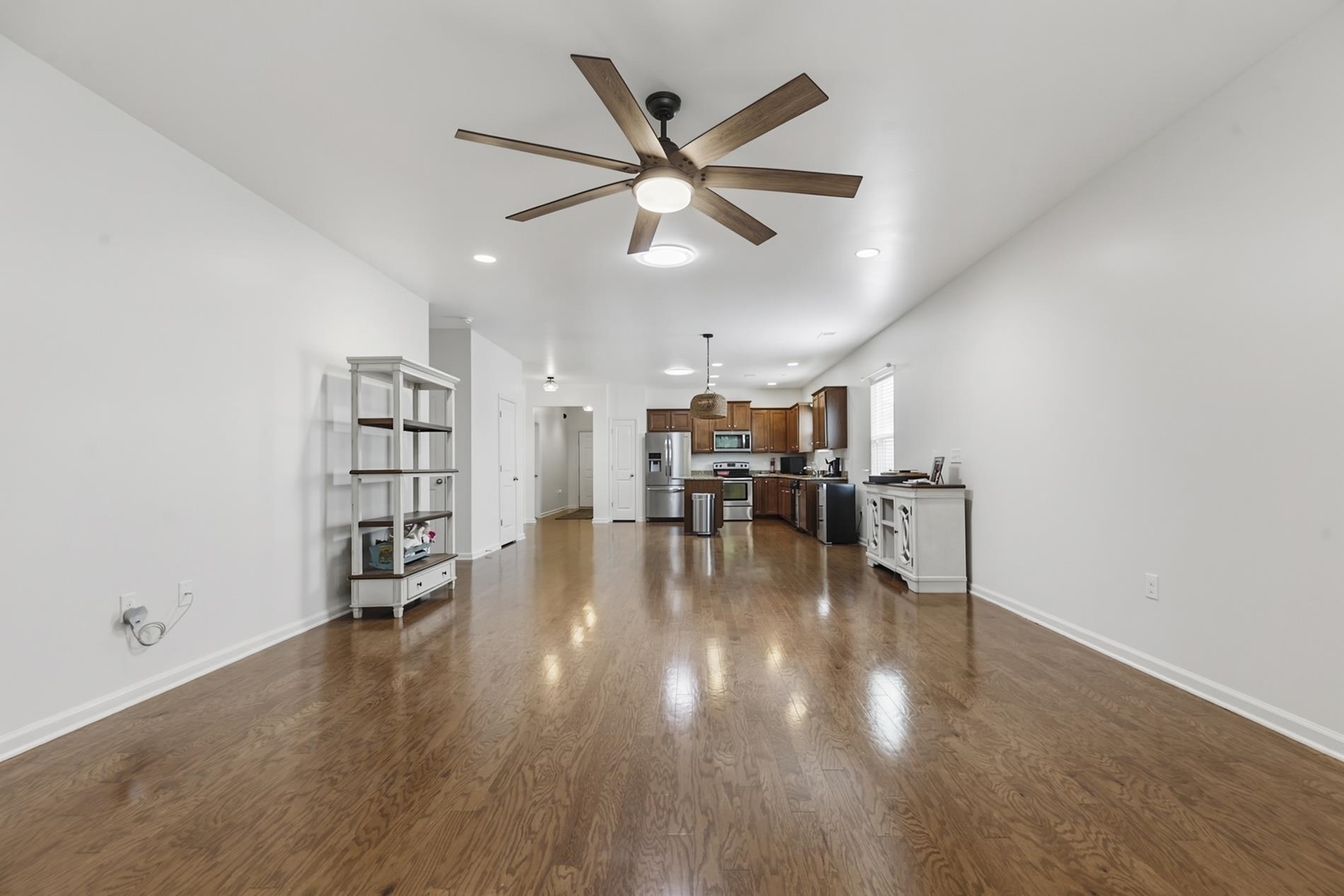 2813 Eton St. Property Photo 18