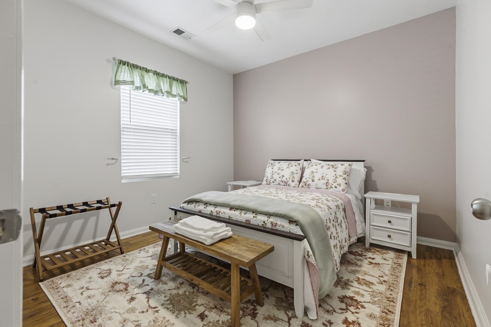 2813 Eton St. Property Photo 25