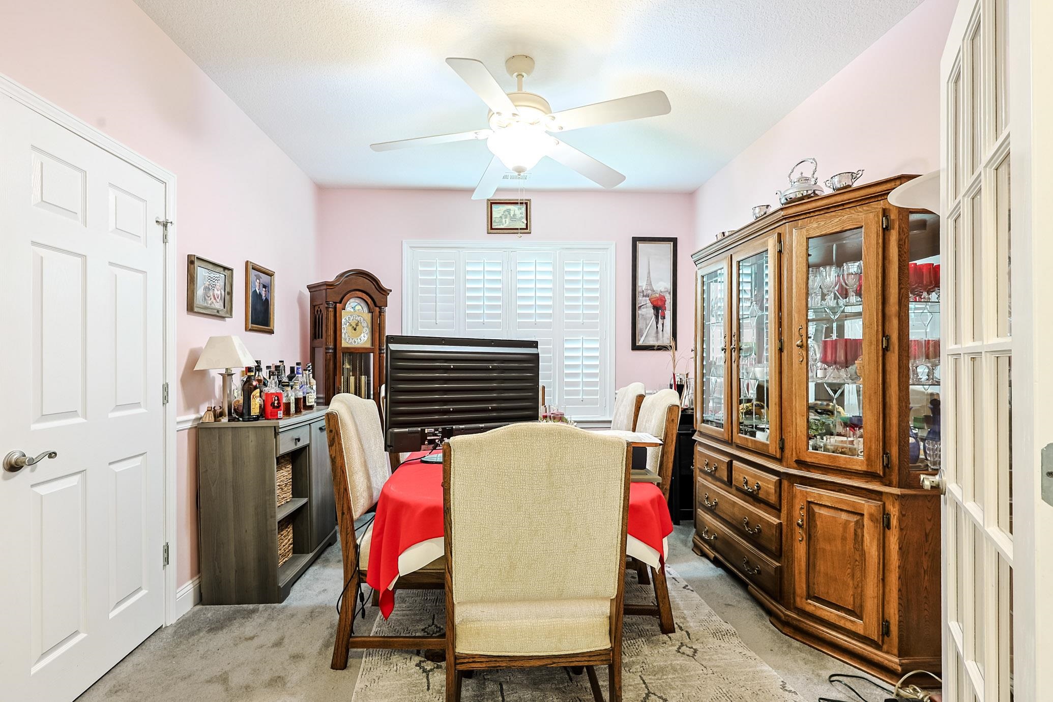 412 Fawn Ct. Property Photo 12