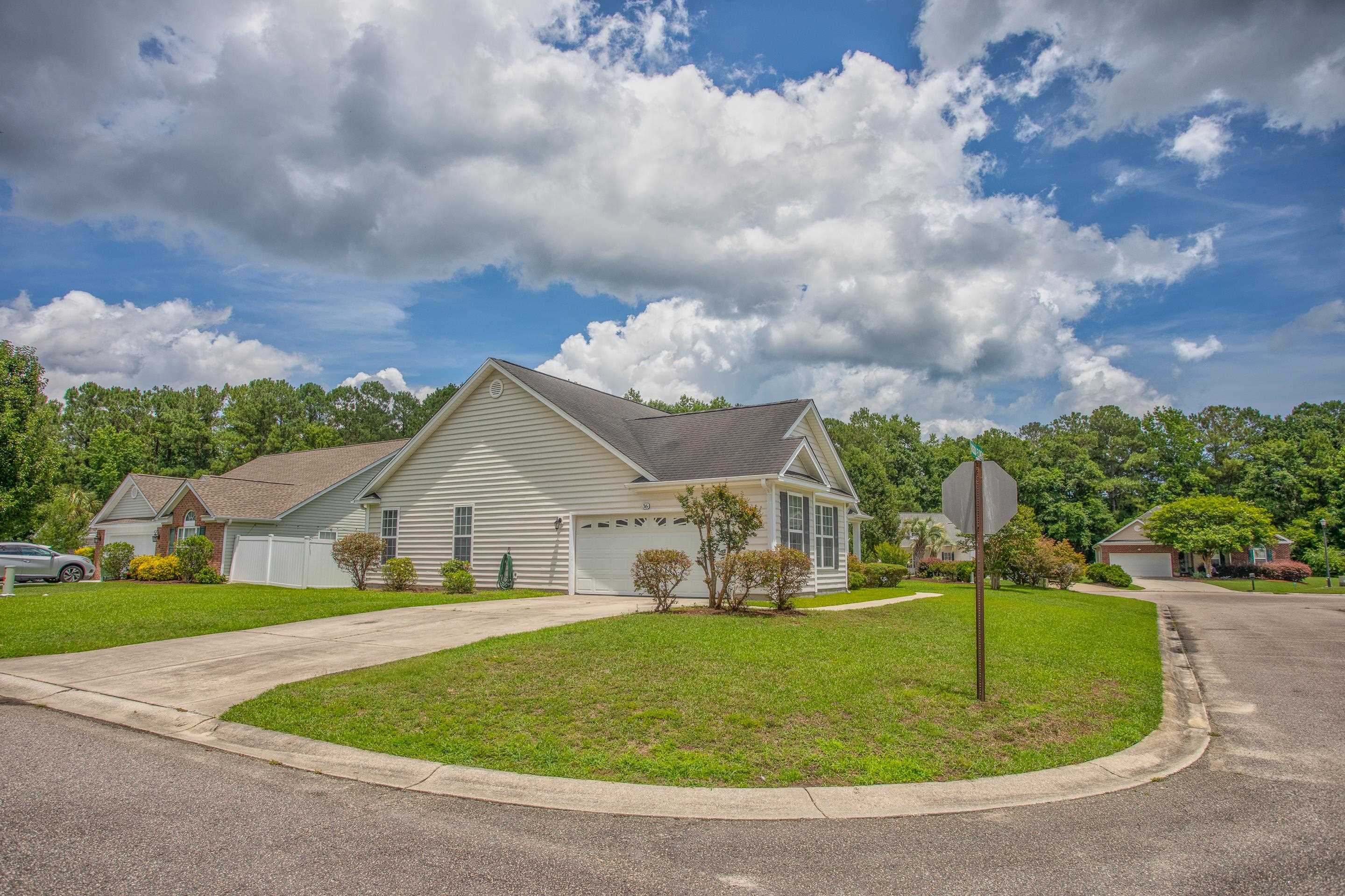 36 Easter Lilly Ct. Property Photo 4