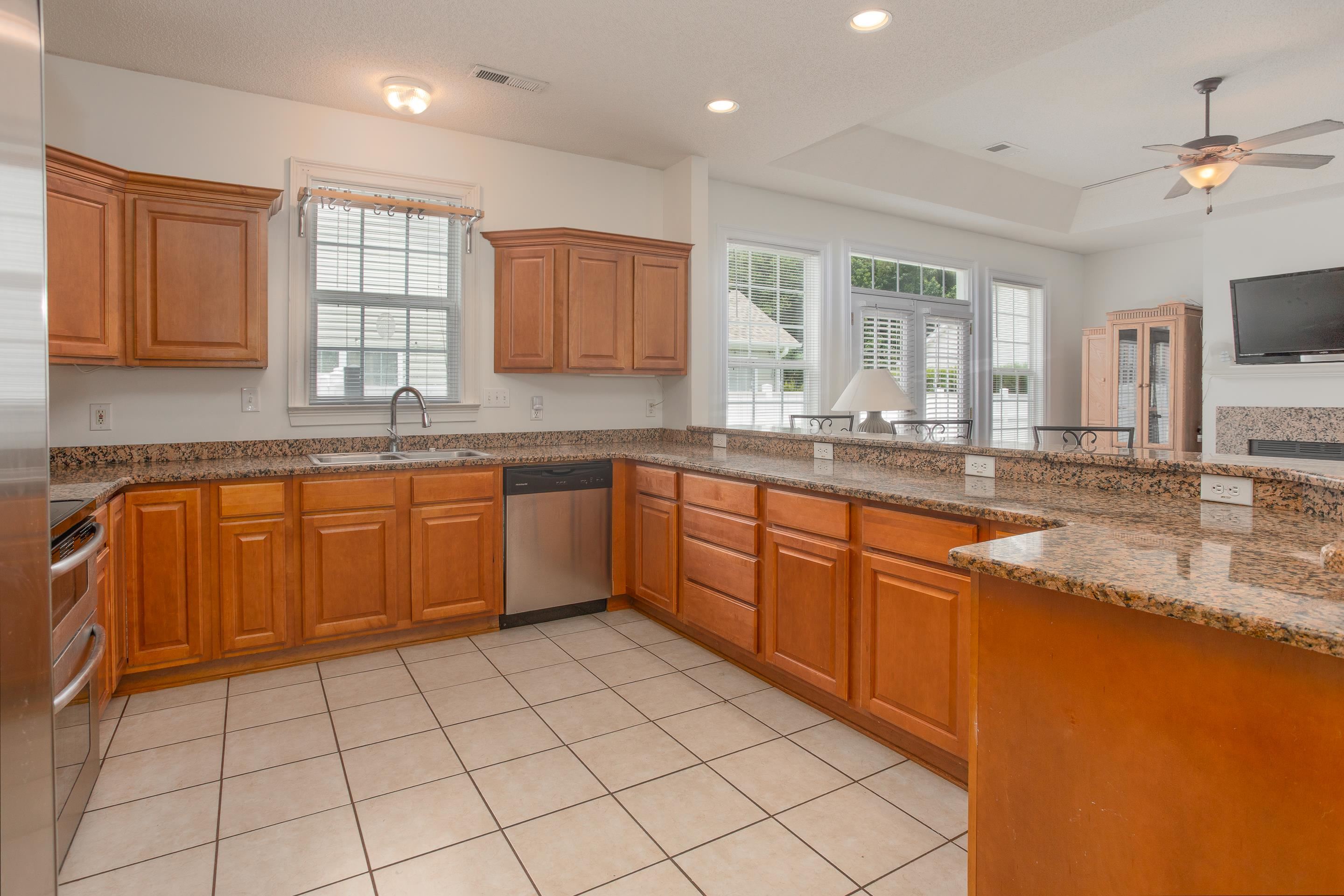 36 Easter Lilly Ct. Property Photo 11