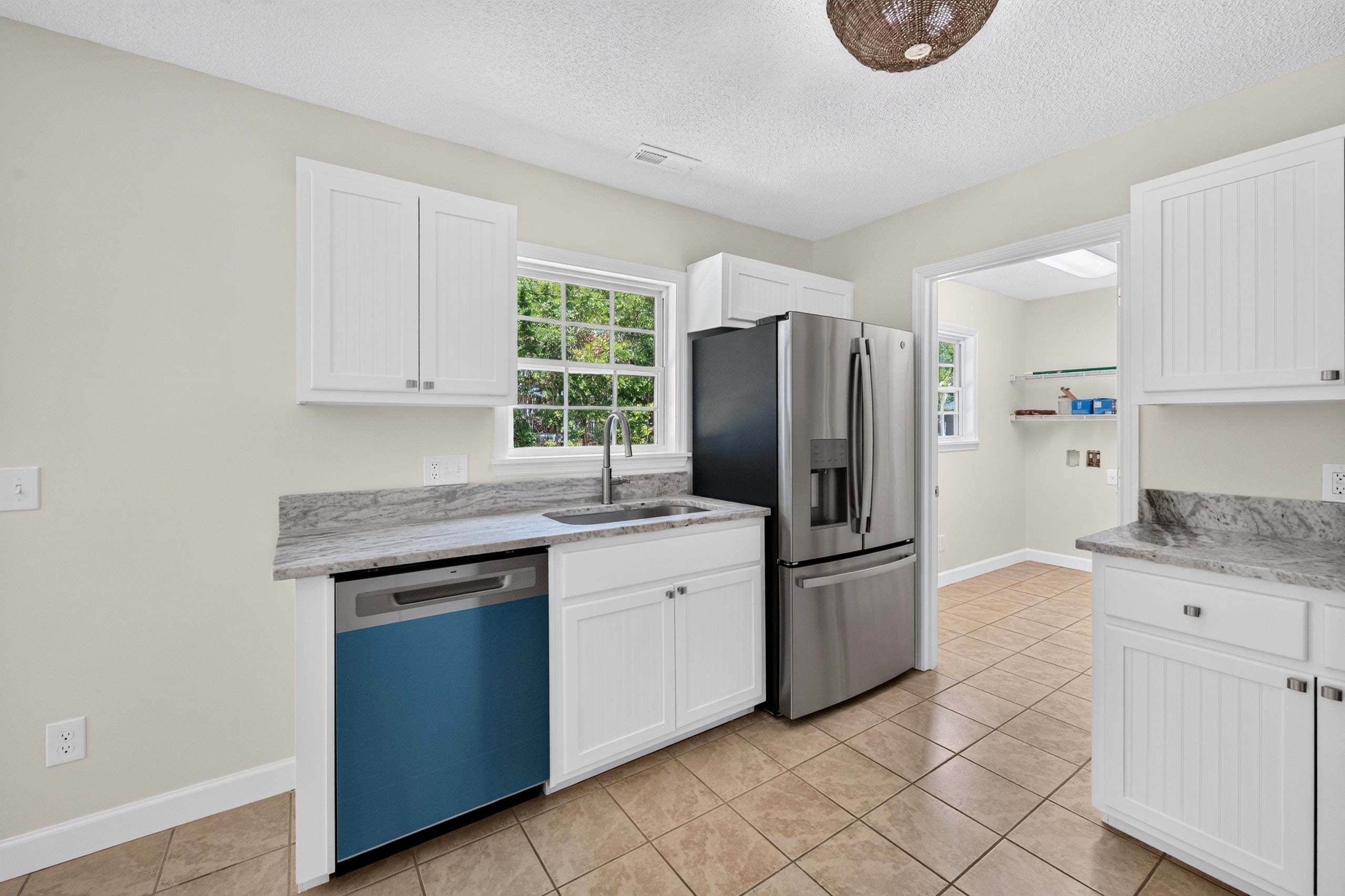 2212 South Island Rd. Property Photo 10