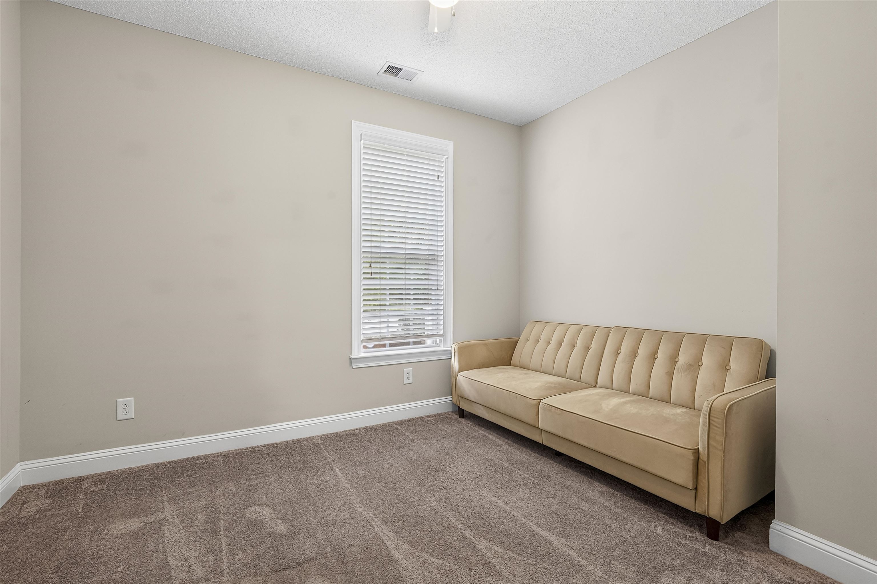 5800 Spotted Owl Landing Property Photo 8
