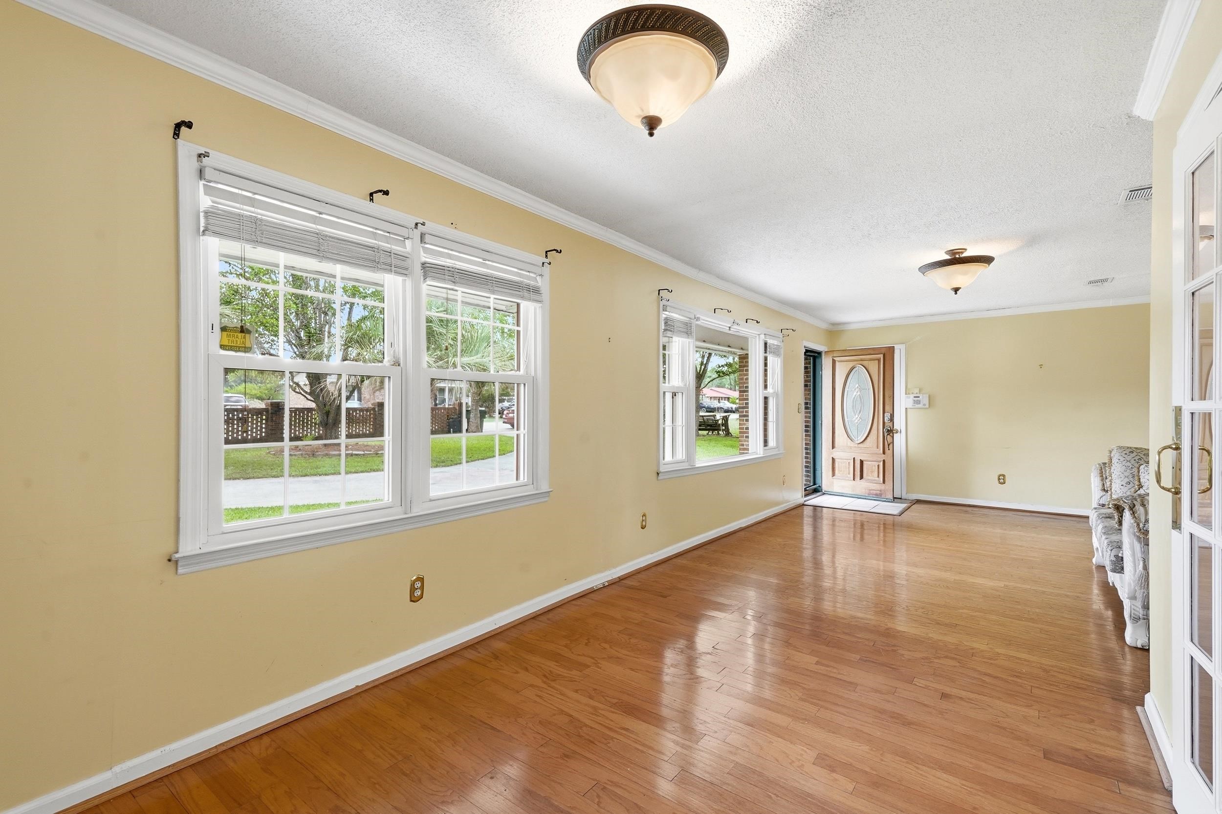 2208 Hare St. Property Photo 7