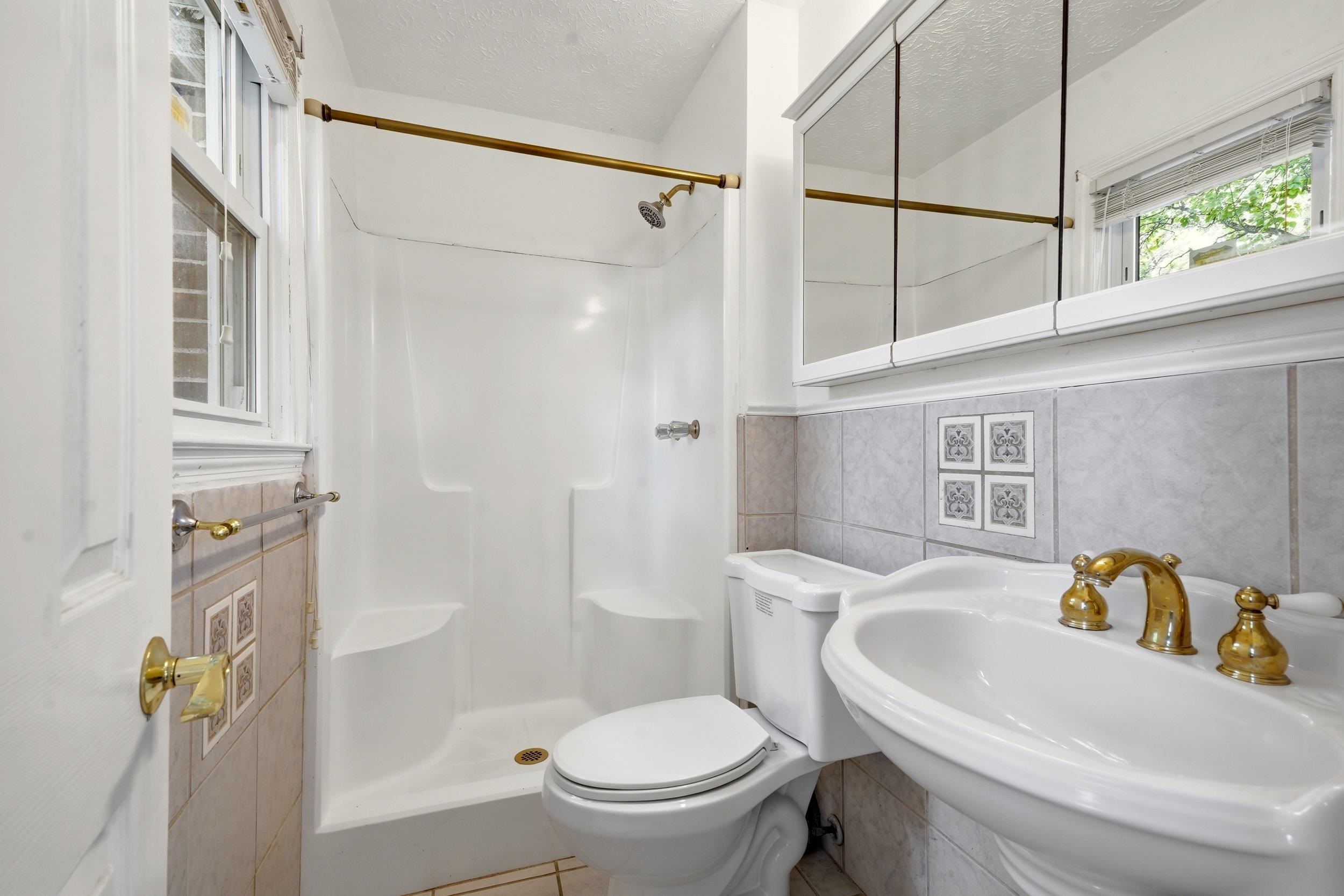 2208 Hare St. Property Photo 14