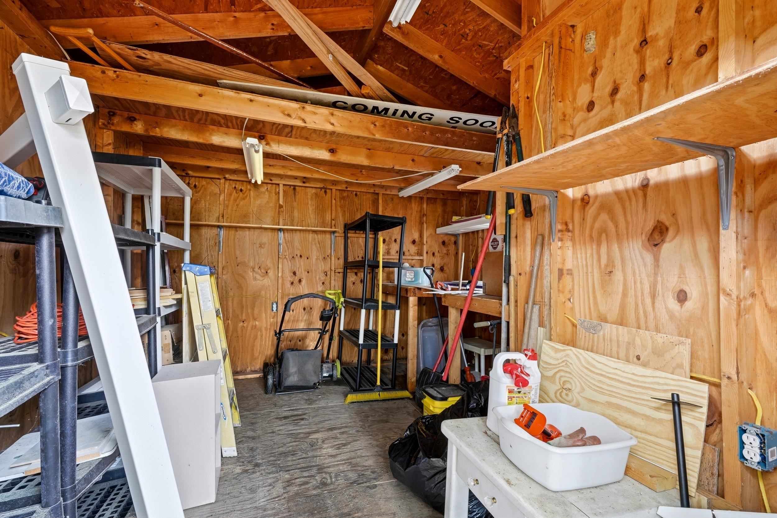 2208 Hare St. Property Photo 31