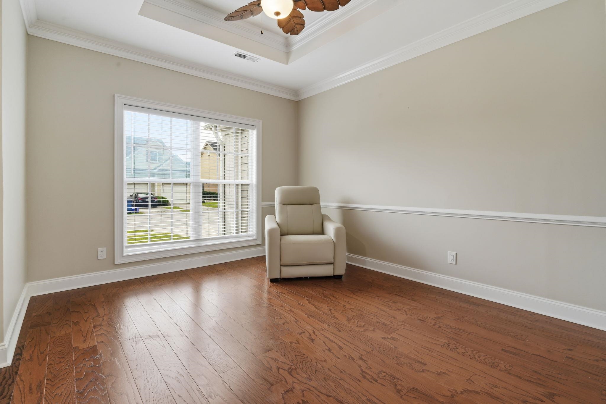 1101 Shire Way Property Photo 11
