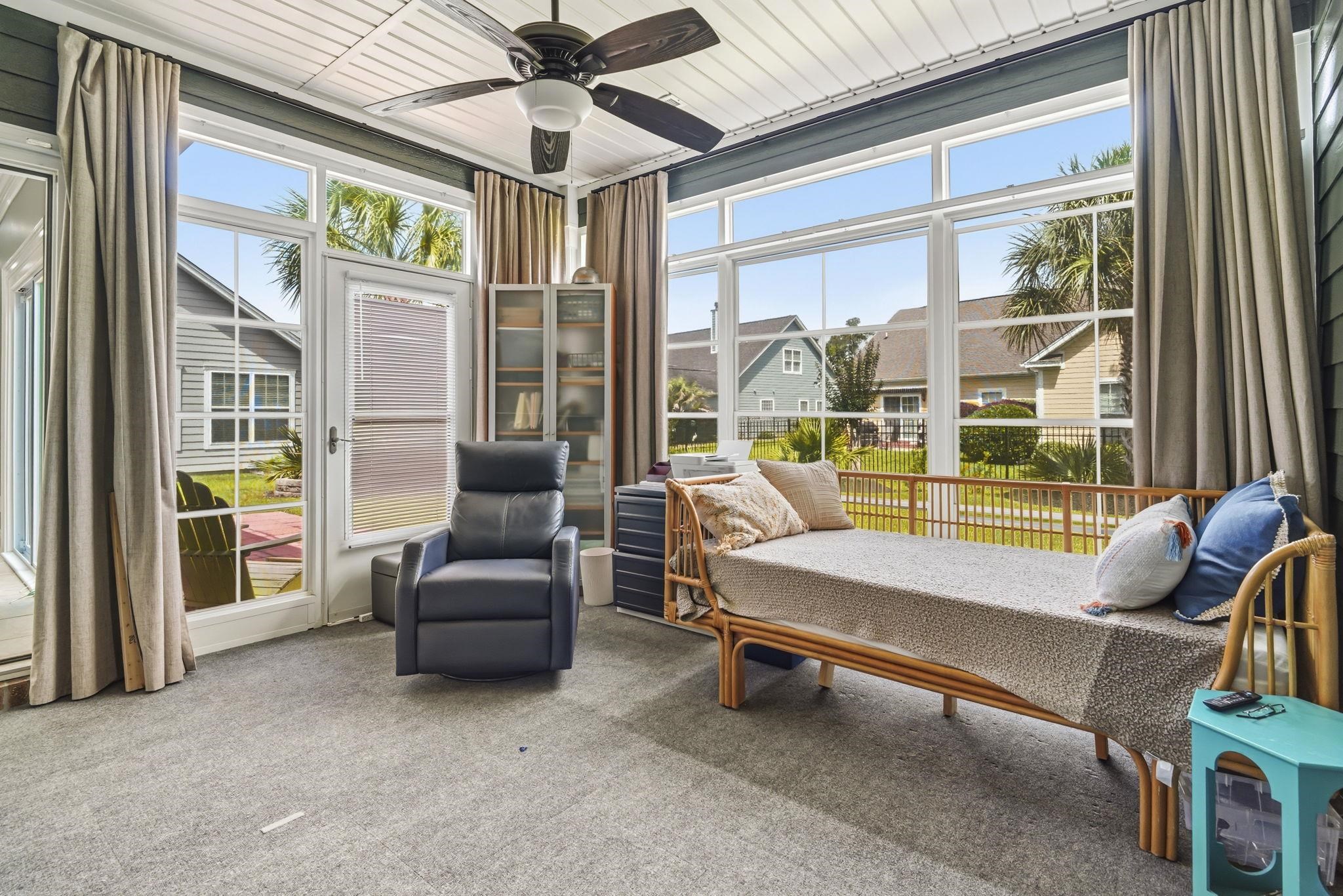1101 Shire Way Property Photo 35