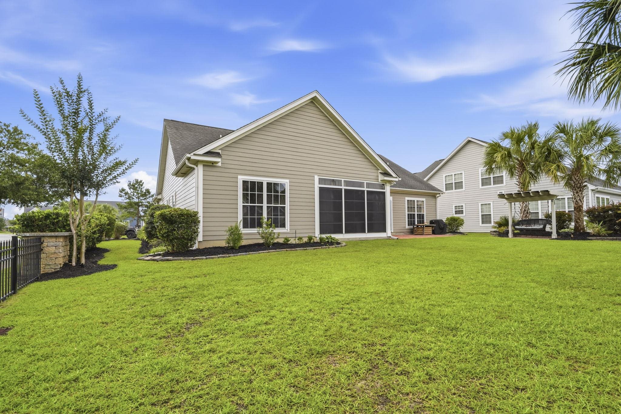 1101 Shire Way Property Photo 41