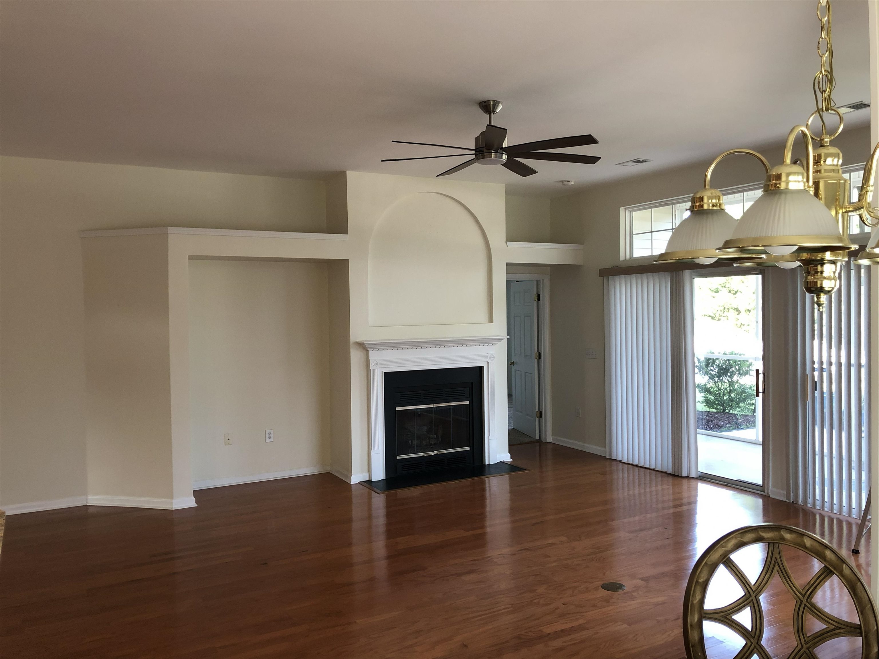 2135 Haystack Way Property Photo 6