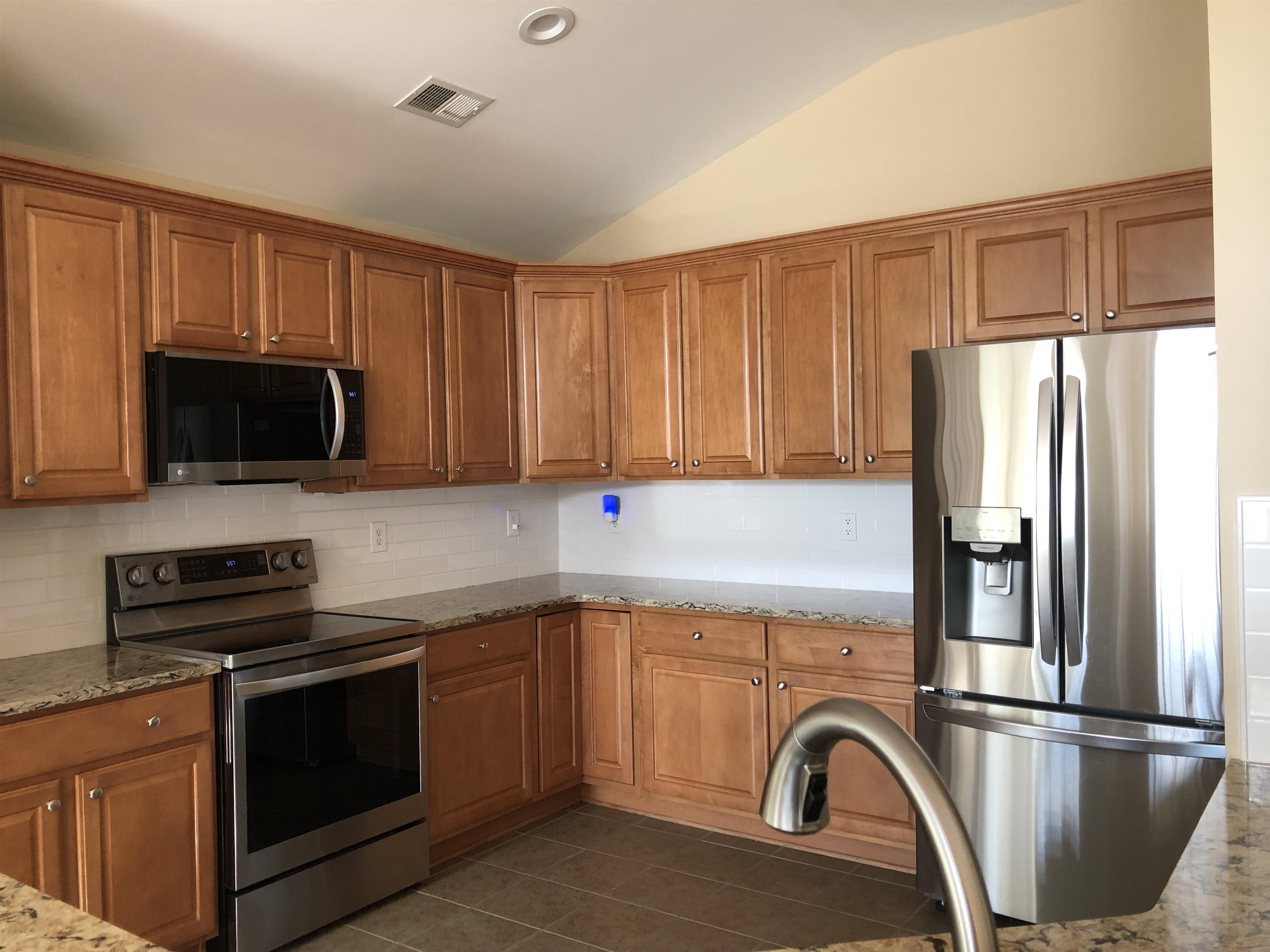 2135 Haystack Way Property Photo 10